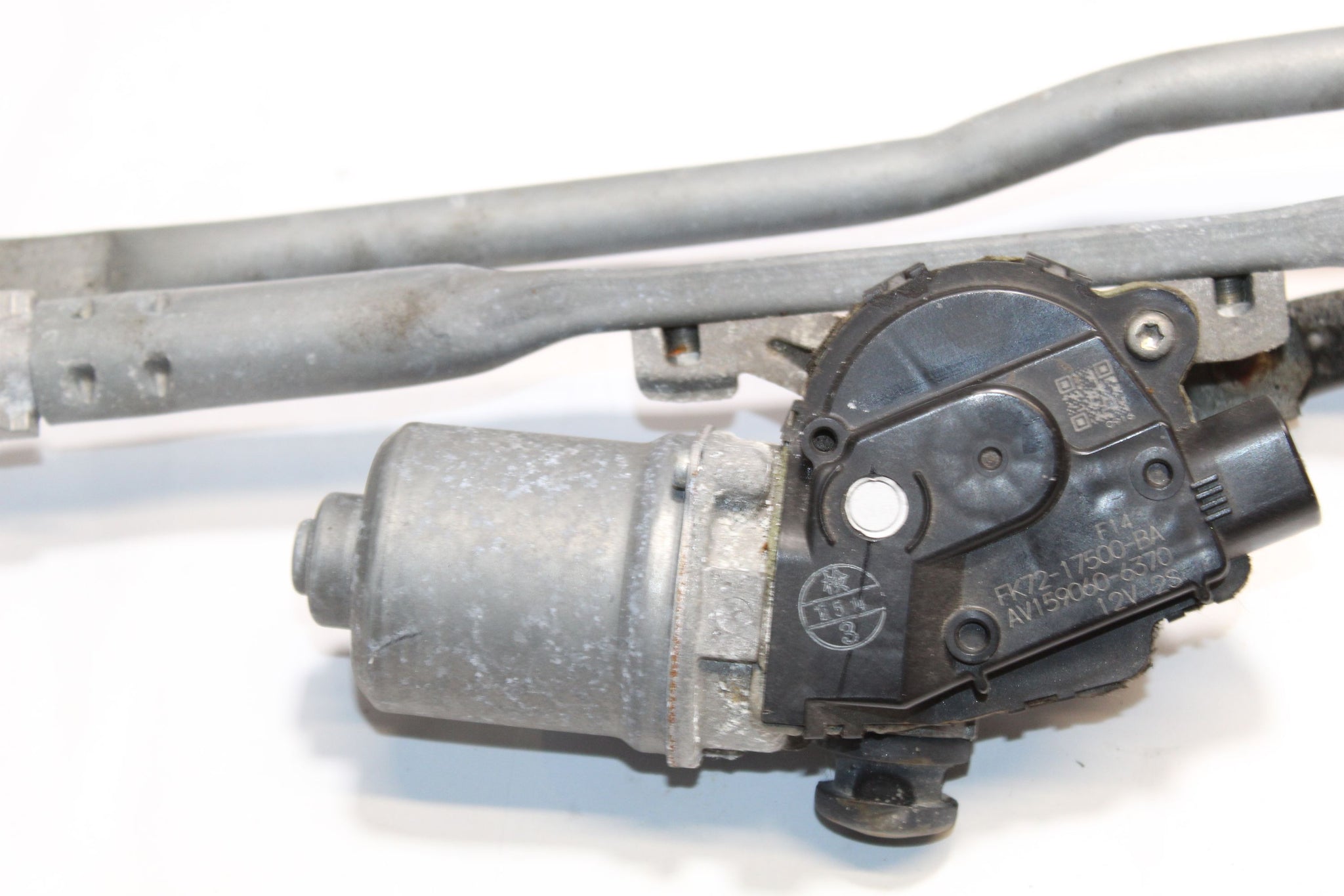 2015 LAND ROVER DISCOVERY SPORT Front Wiper Motor Linkage FK72-17500-BA