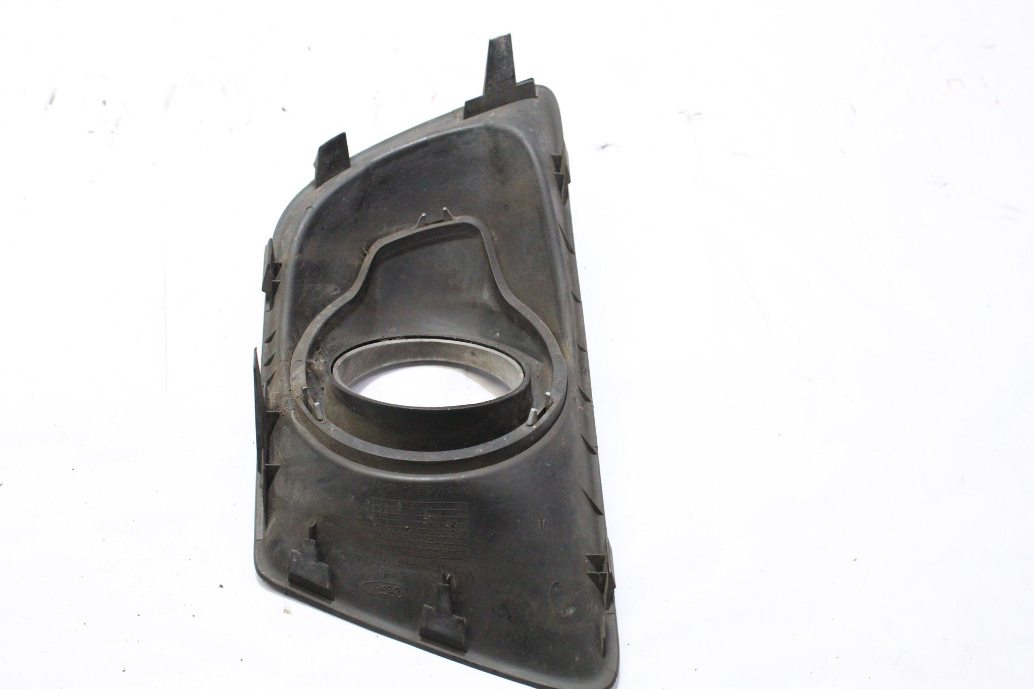 2015 FORD ECOSPORT Right side Front Fog Light Surround Grille