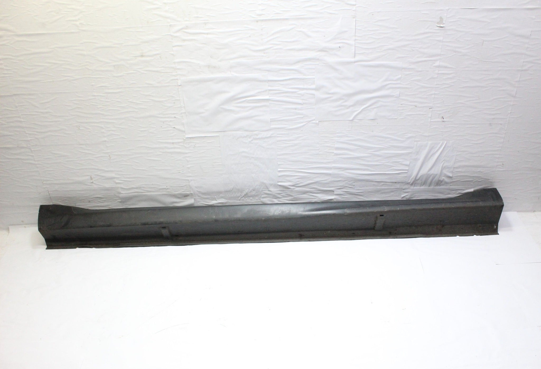 2008 Mitsubishi Outlander Right Side Skirt Sill 6512A255-02