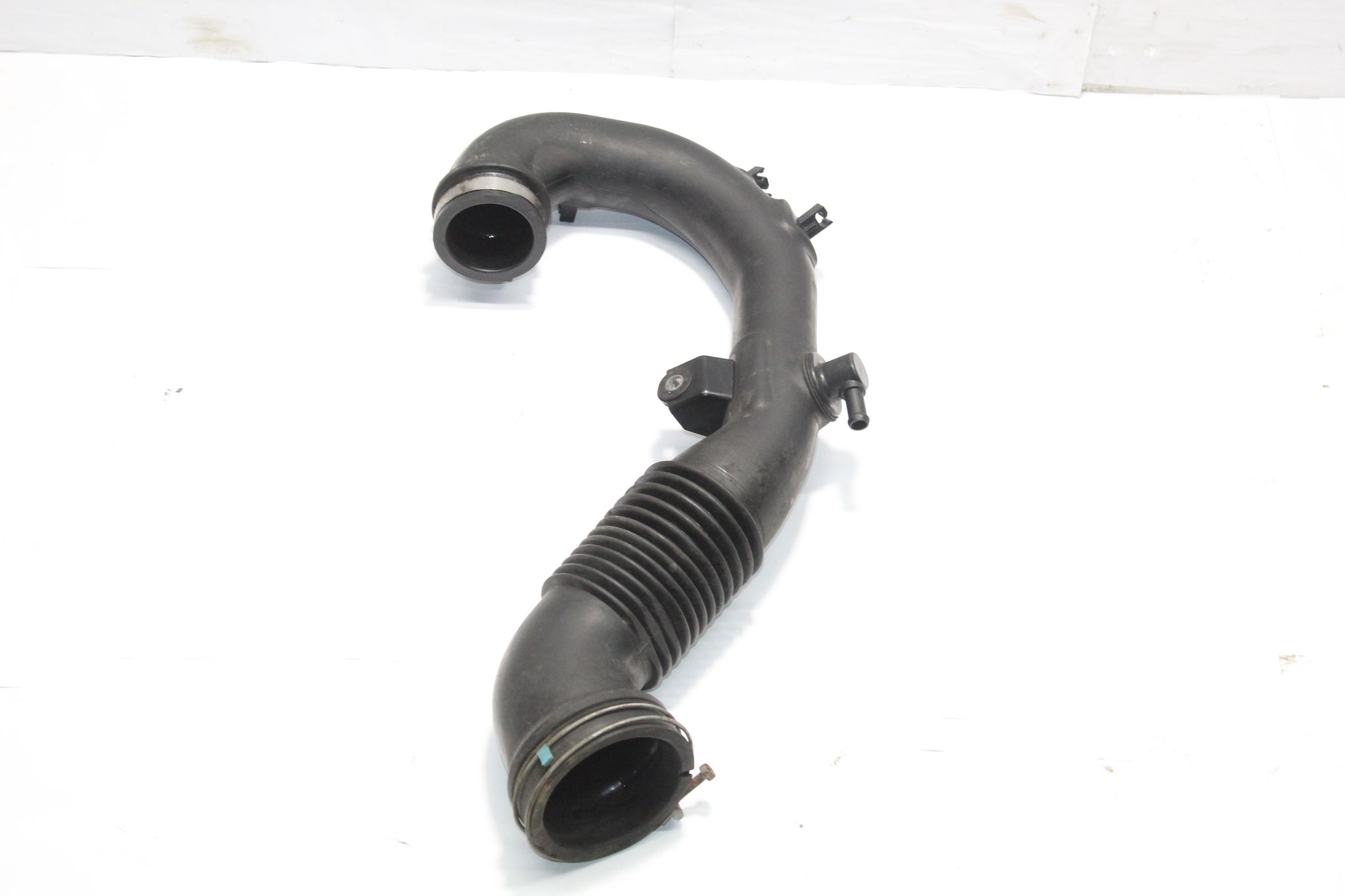 2014 MITSUBISHI OUTLANDER MK3 2.2 Air Intake Pipe 1505A602