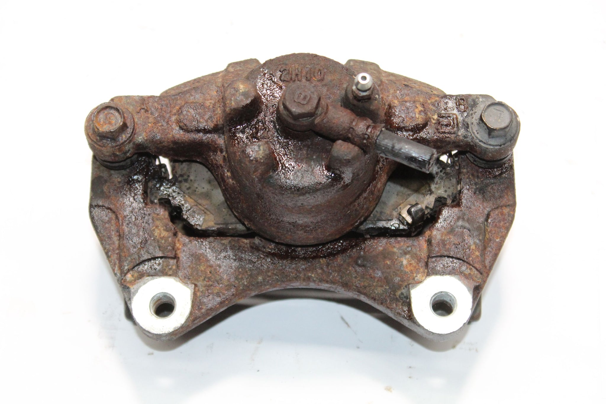 2013 JEEP COMPASS 2.2 RIGHT SIDE FRONT BRAKE CALIPER