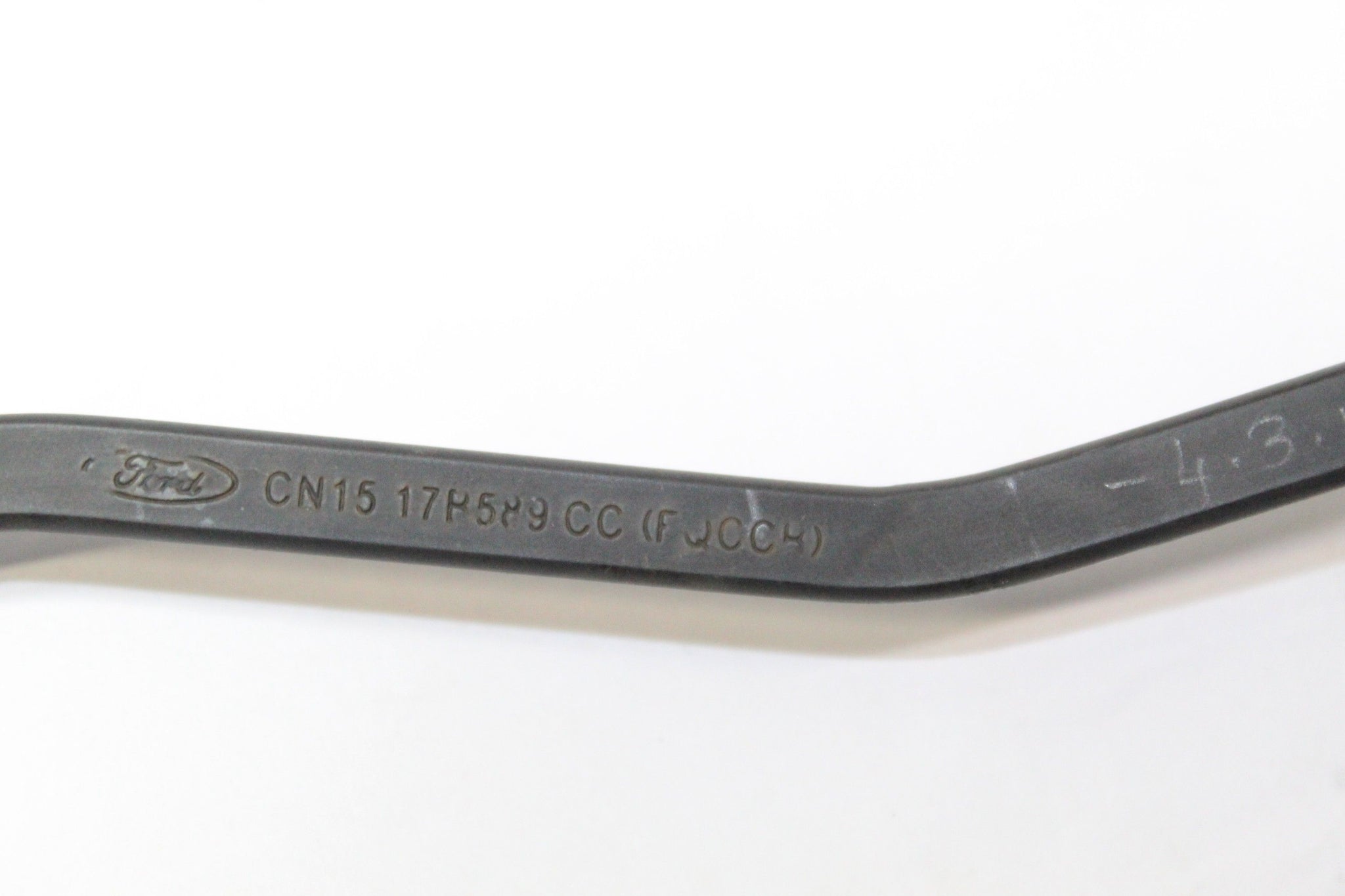 2015 FORD ECOSPORT Front Wiper Arm Pair and Rear Wiper Arm
