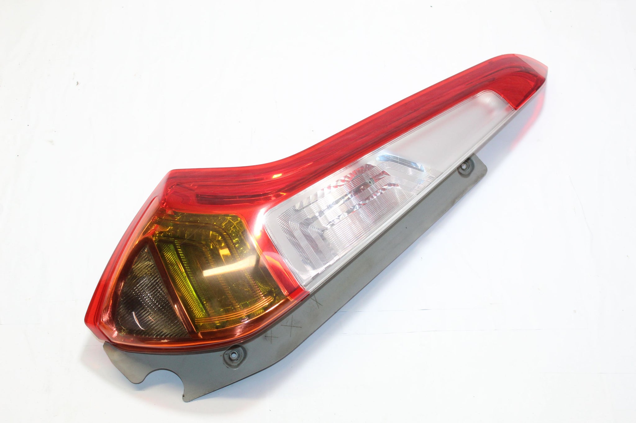 2014 MG MG3 Left side Rear Tail Light 30060637