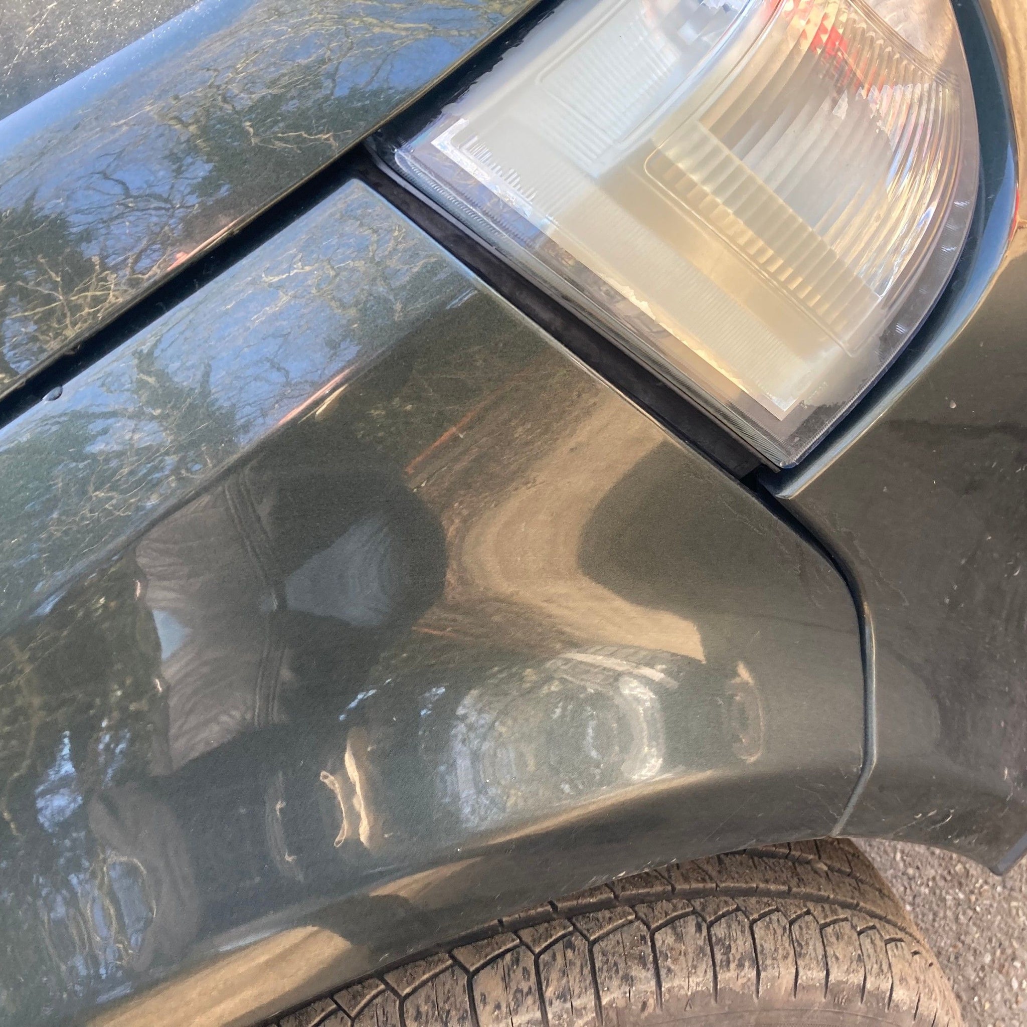 2007 Land Rover Freelander 2 driver side wing LRC 904 TONGA GREEN