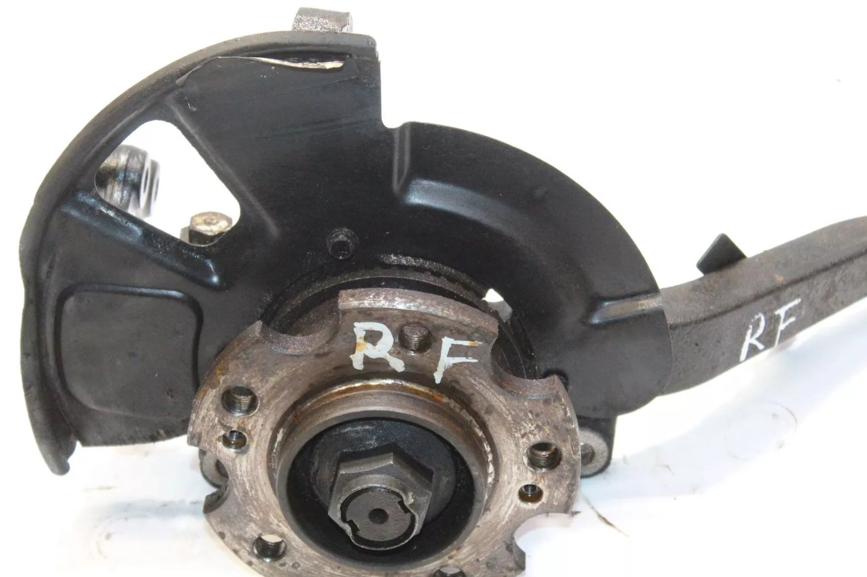 2018 SSANGYONG TURISMO 2.2 Right side Front Wheel Hub (manual)
