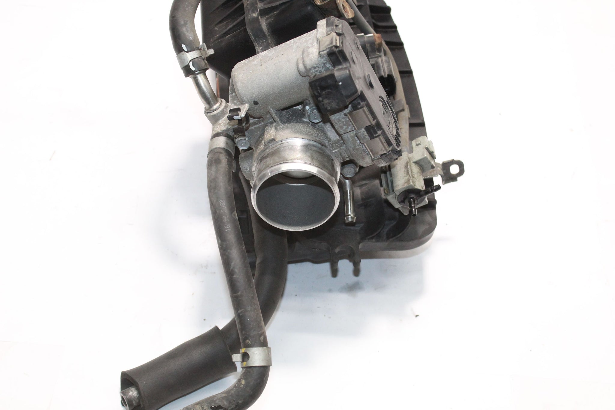 2017 HYUNDAI I30 MK3 1.4 Intake Manifold Throttle Body 35100-03AA0