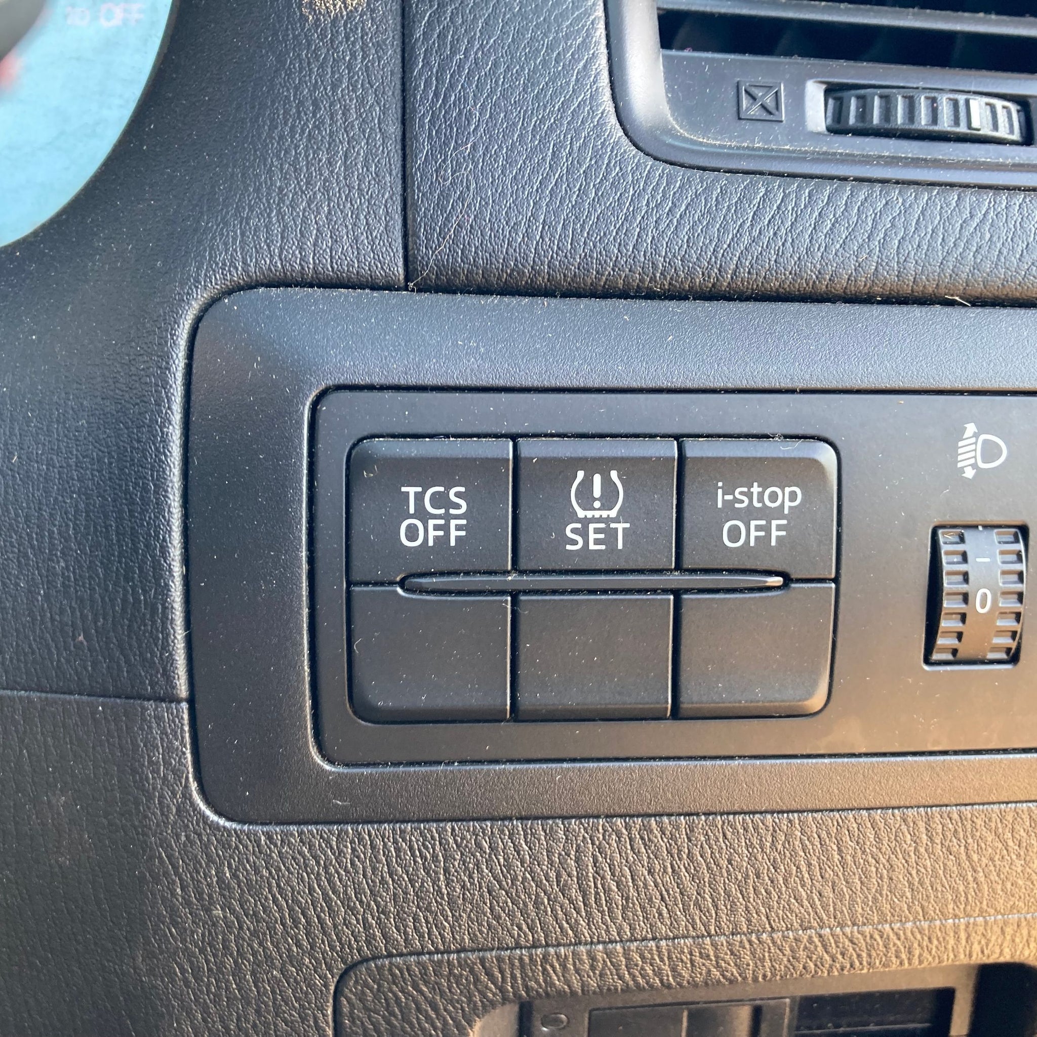 2013 MAZDA CX-5 TCS TYRE I-STOP OFF CONTROL HEADLIGHT SWITCH