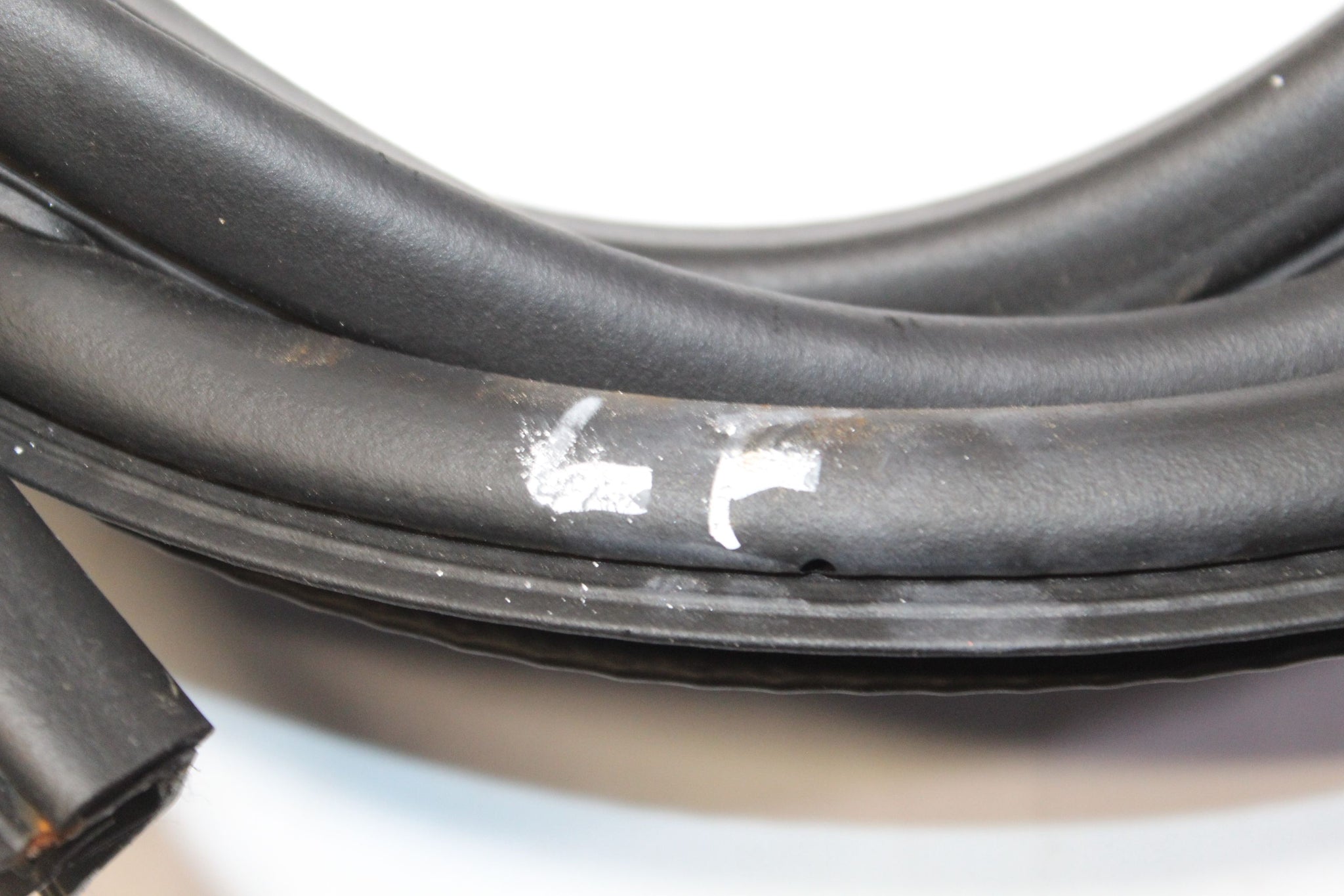2014 JEEP COMPASS Left side Front Door Seal Rubber
