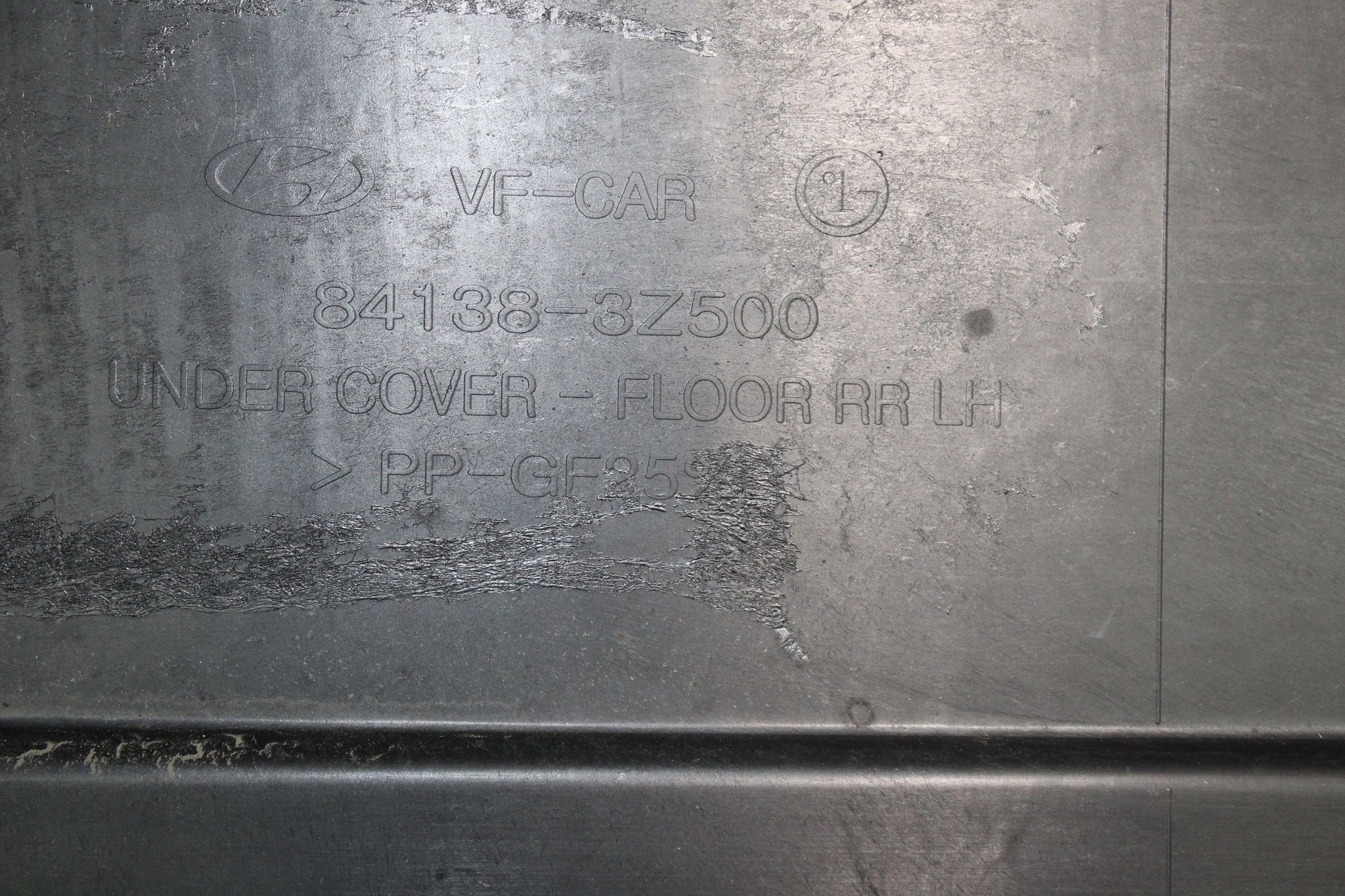 2019 HYUNDAI I40 Left side Rear Under Cover Guard 84138-3Z500