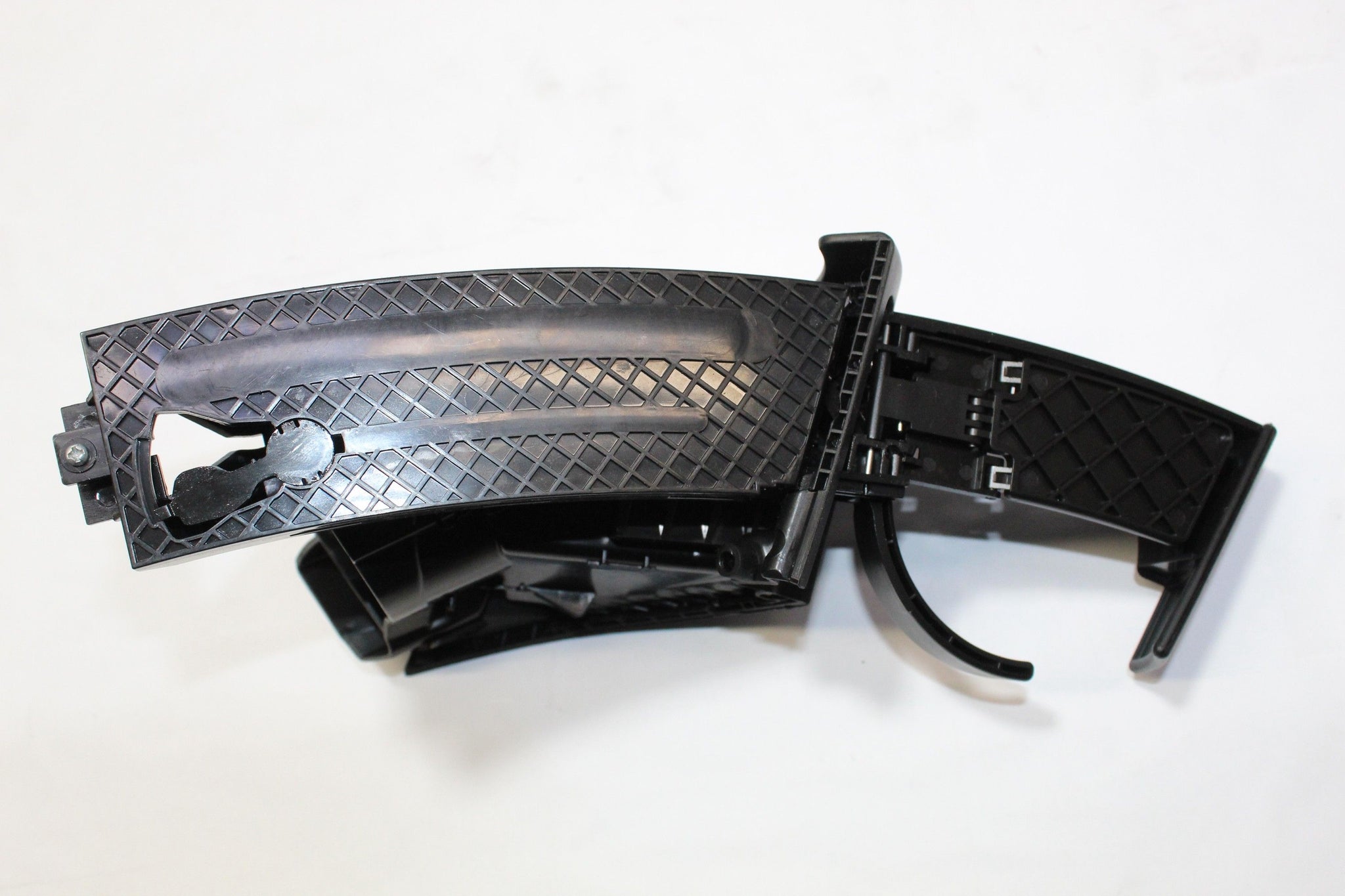 2006 BMW Z4 Left side Air Vent and Cup Holder 7025631