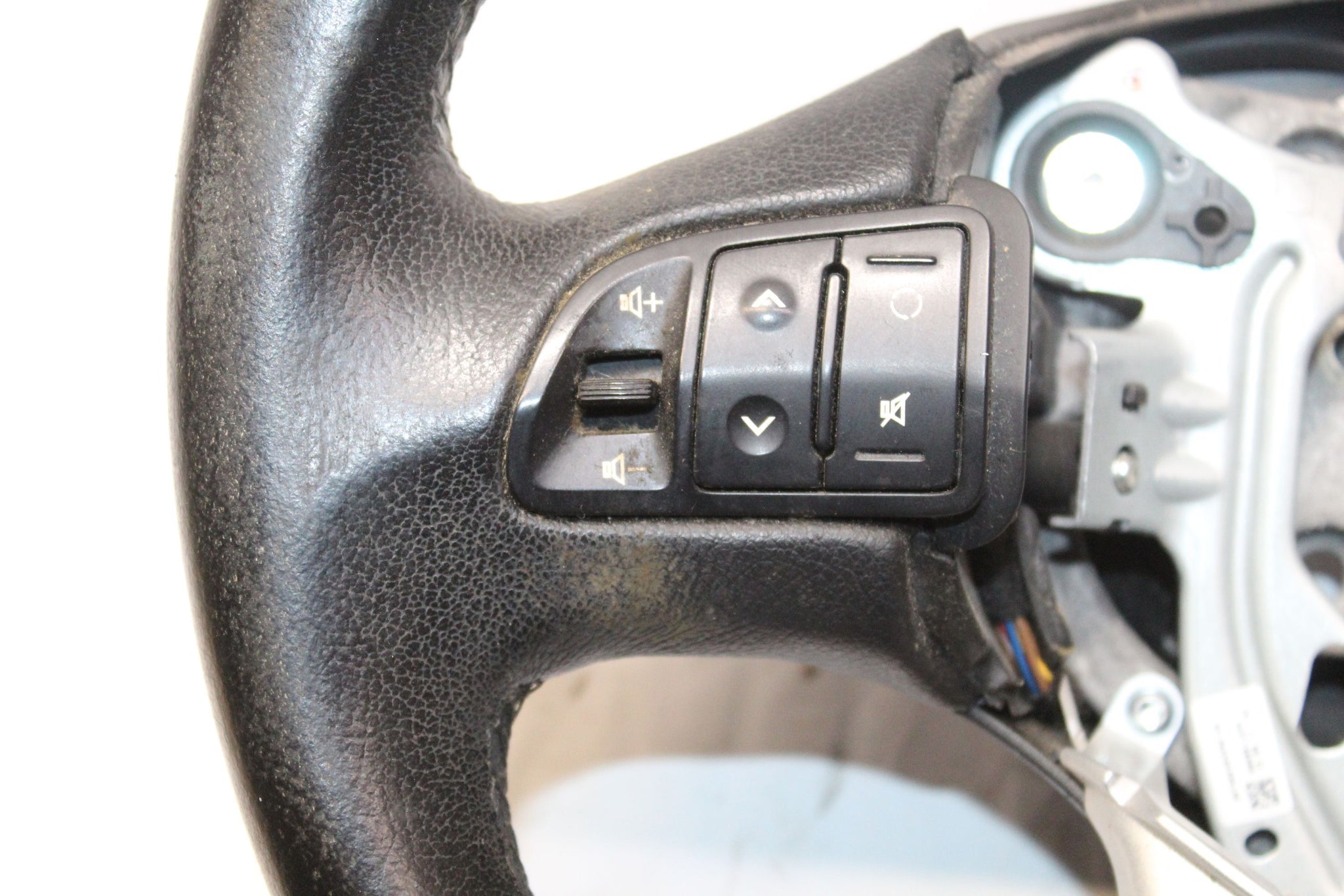 2011 KIA SPORTAGE Multifunction Steering Wheel