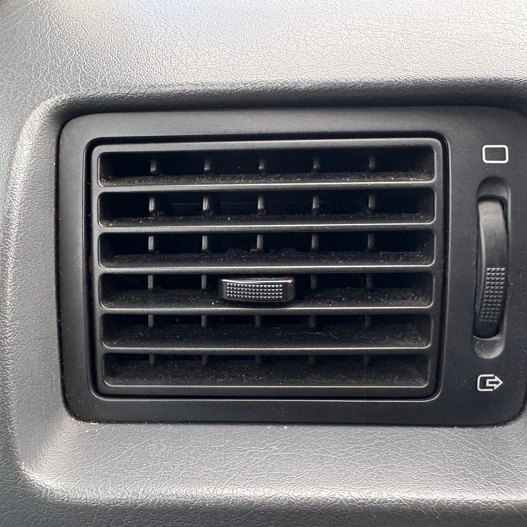 2011 CITROEN DISPATCH LEFT SIDE DASHBOARD AIR VENT