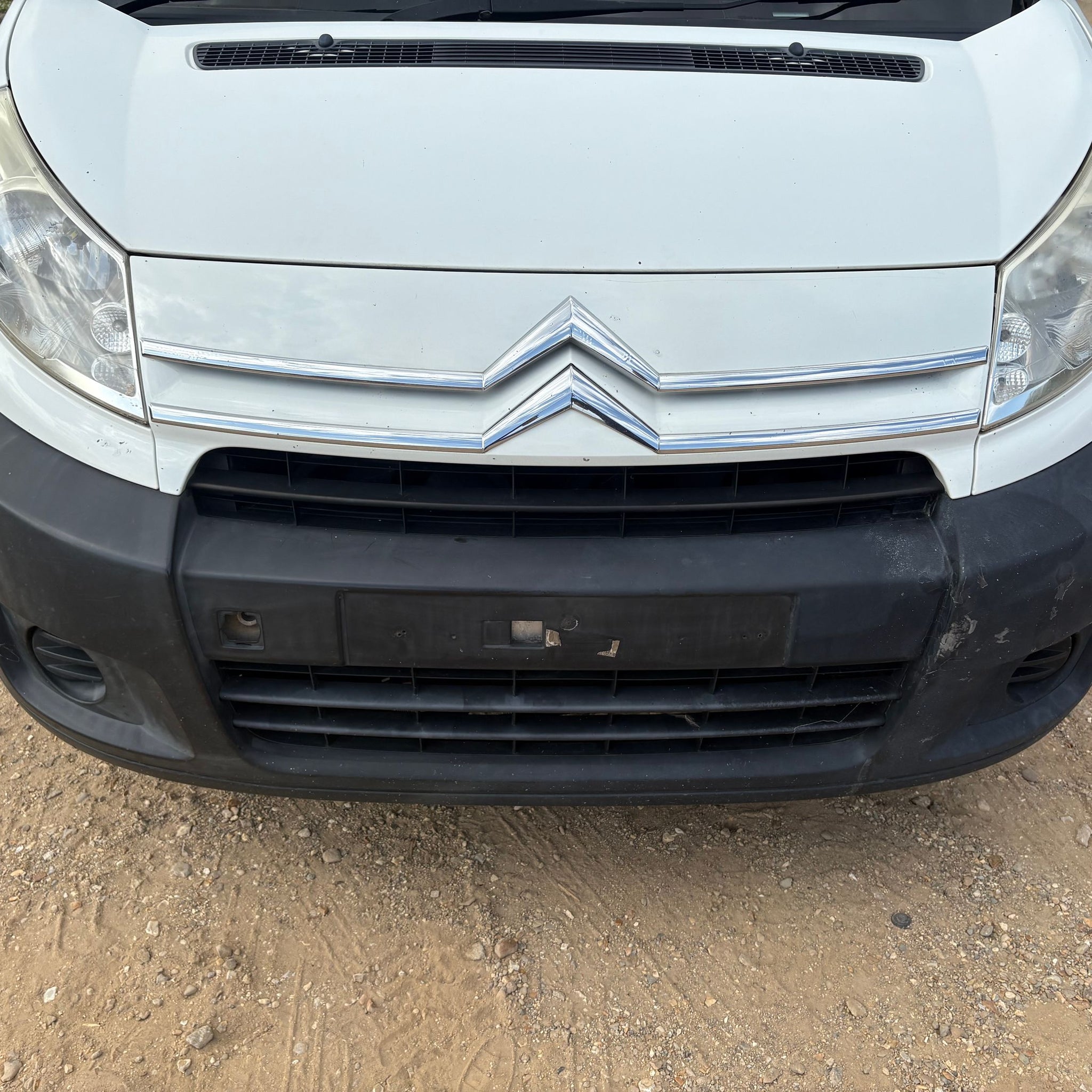 2011 CITROEN DISPATCH COMPLETE FRONT BUMPER EWP WHITE