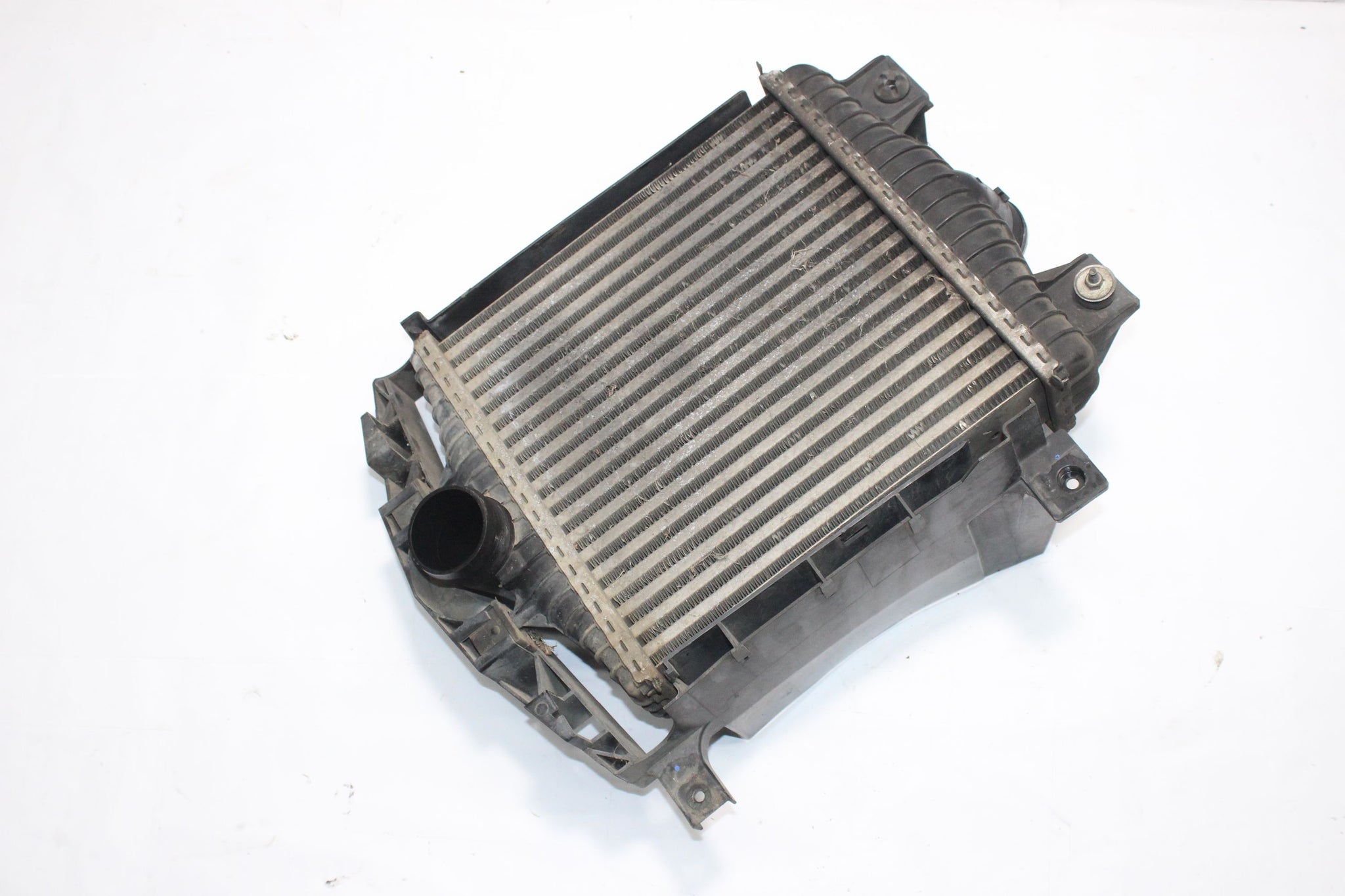 2014 RANGE ROVER VOGUE L405 4.4 Intercooler with Air Deflector Duct
