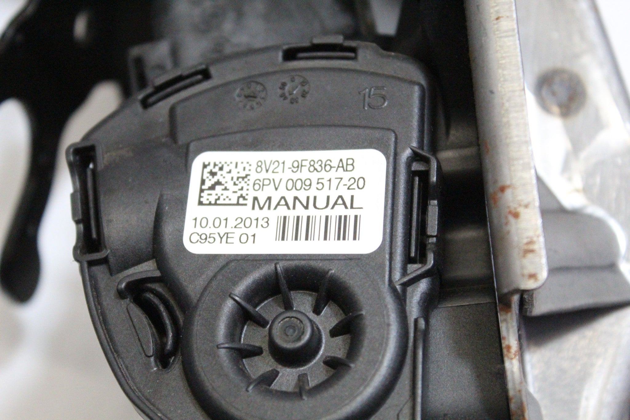 2013 FORD FIESTA 1.0 Brake Pedal and Accelerator Pedal Box 8V219F836AB