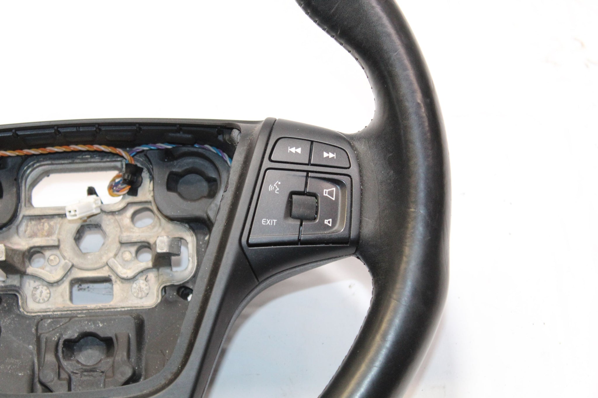 2012 Volvo V40 Multifunction Steering Wheel