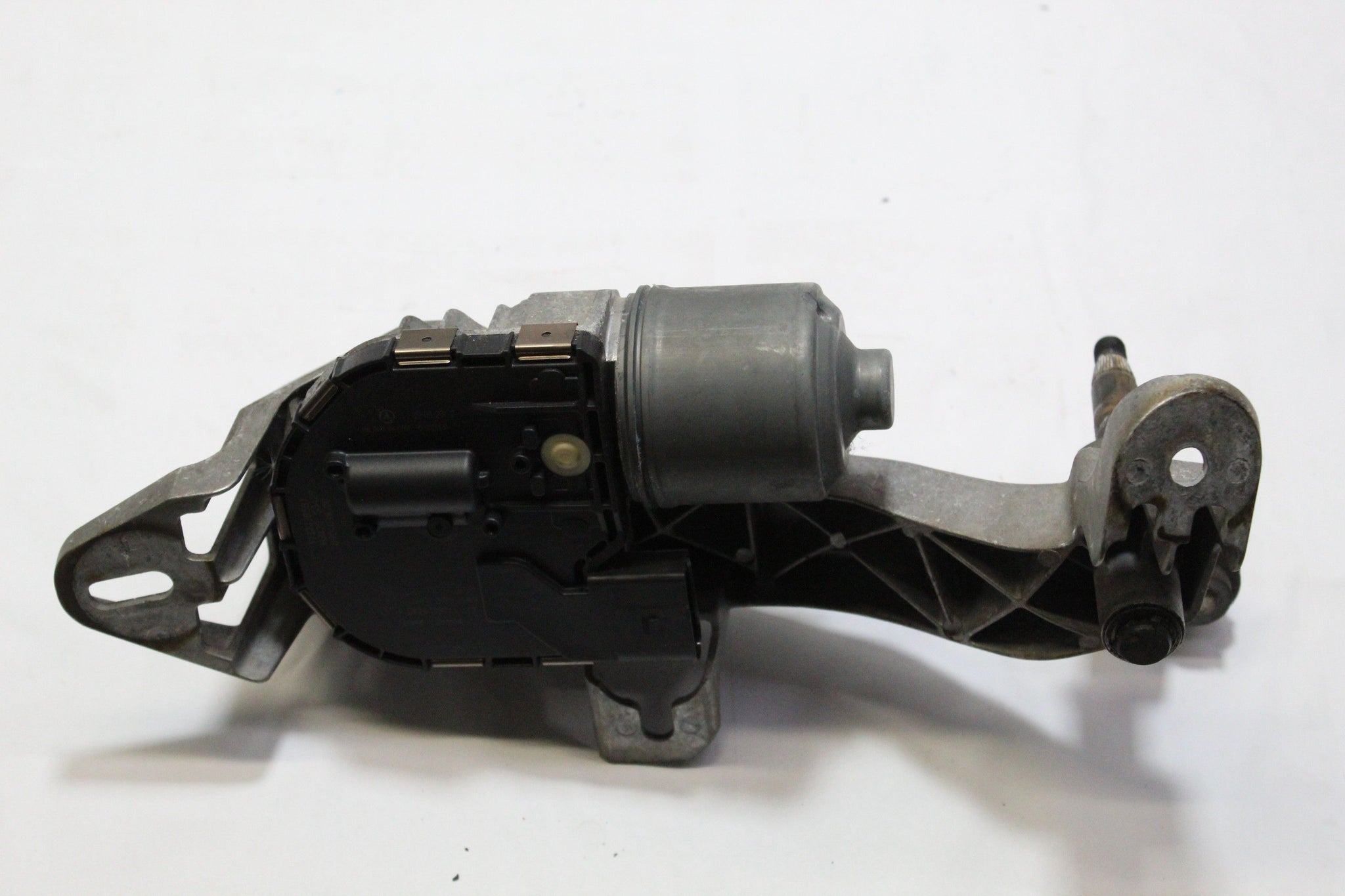 2009 MERCEDES S Class W221 Right side Front Wiper Motor Linkage 2218204642