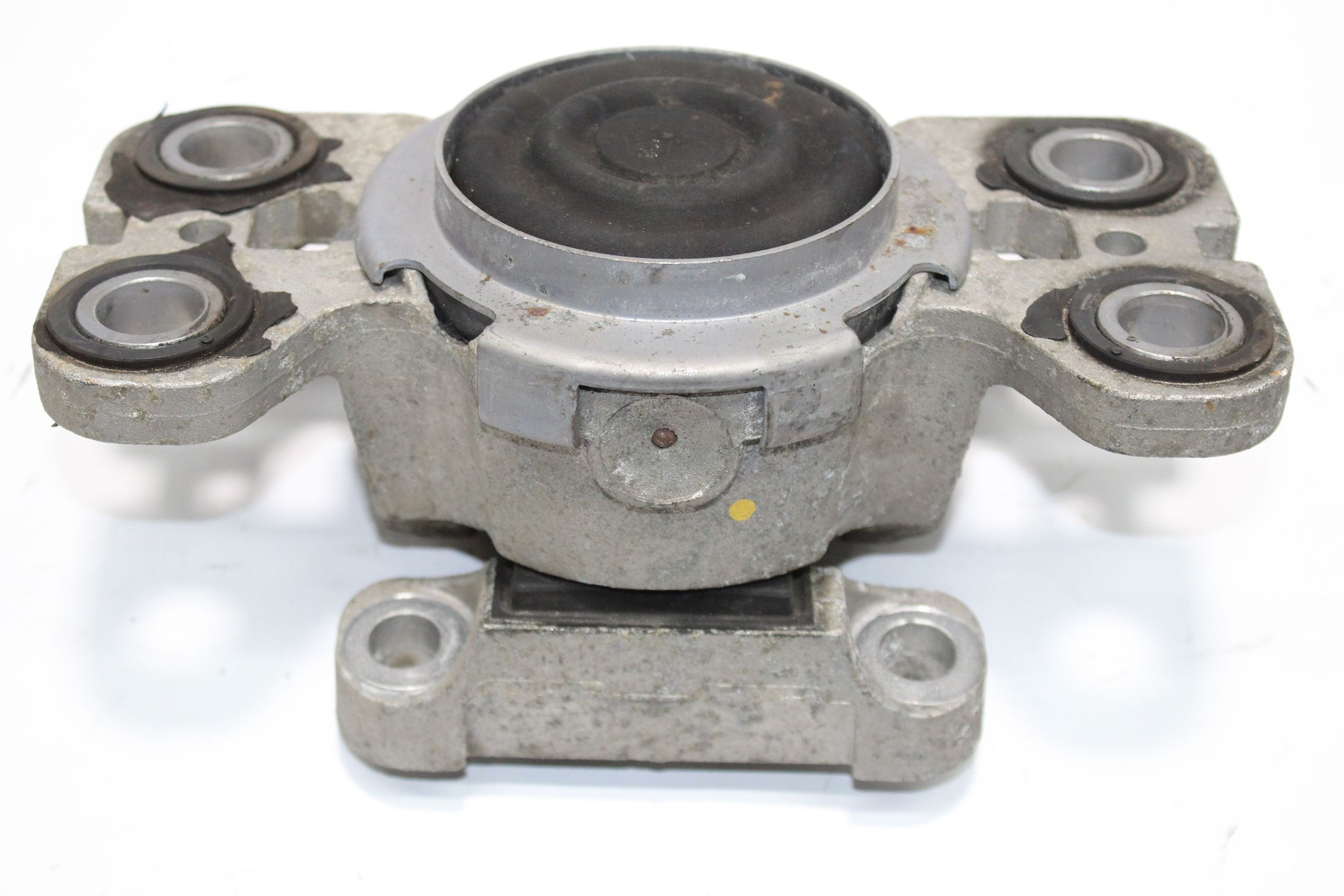 2012 VOLVO XC60 2.4 Engine Mount