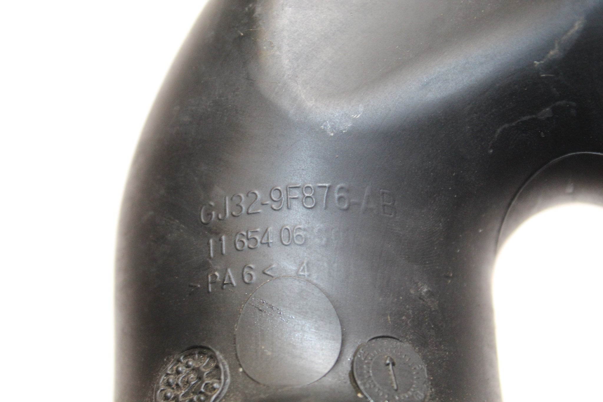 2015 LAND ROVER DISCOVERY SPORT 2.0 EGR Valve Air Intake Pipe GJ32-9F876-AB