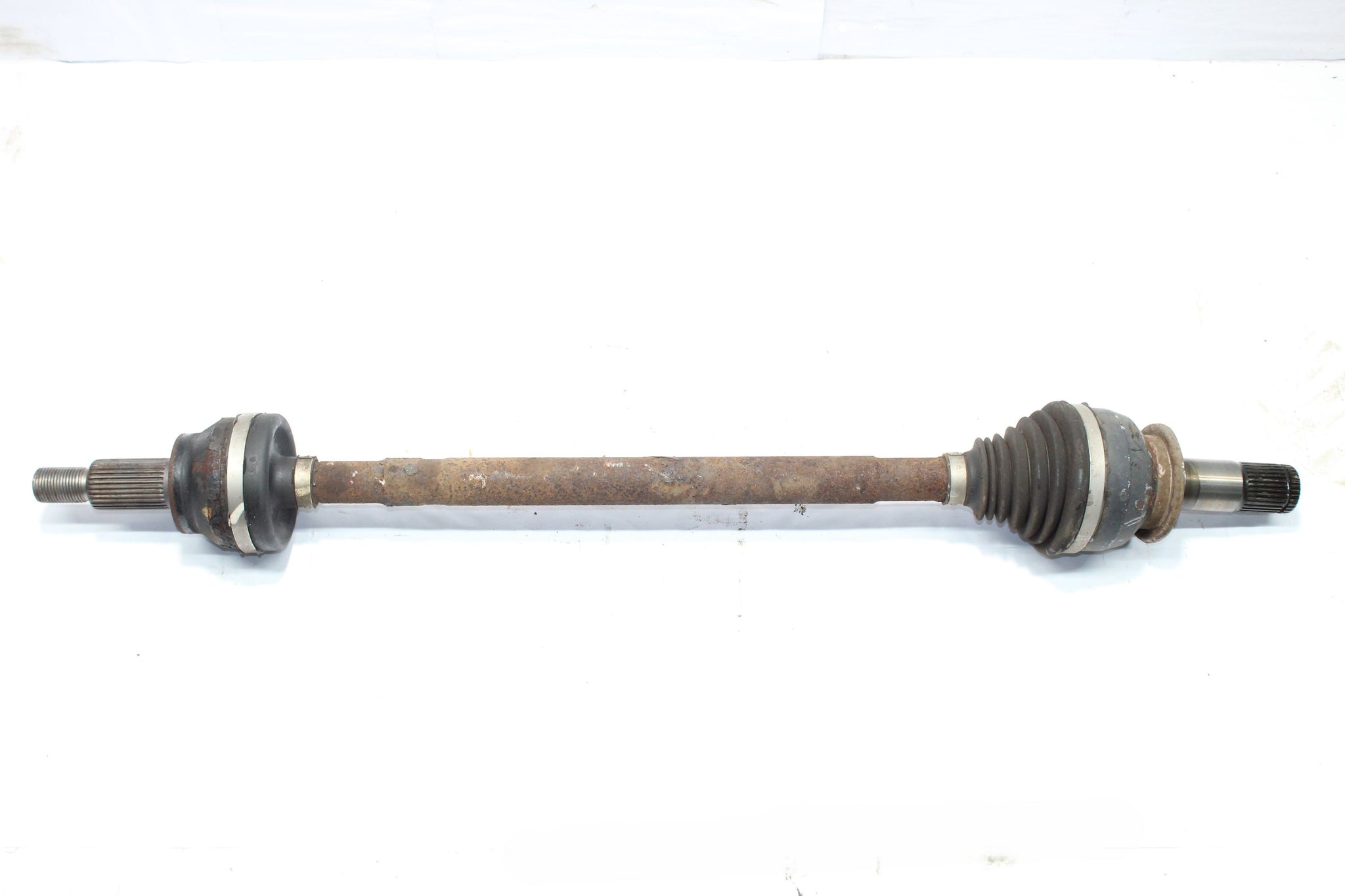 2017 JAGUAR F PACE 2.0 Left side Rear Driveshaft