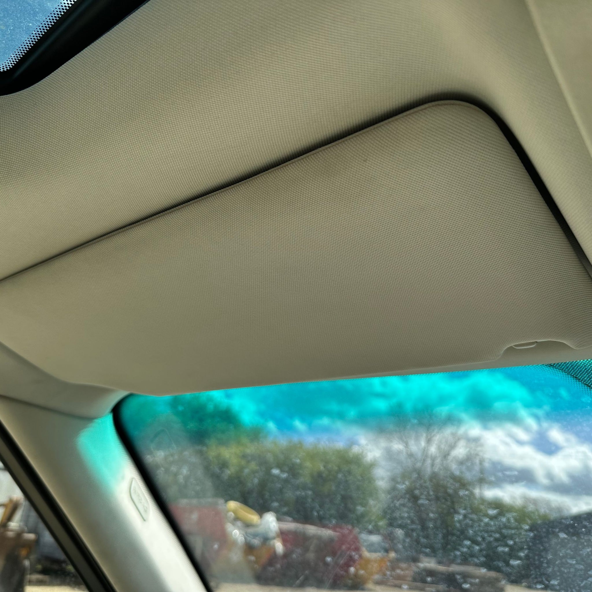 RANGE ROVER VOGUE L322 LEFT SIDE SUN VISOR 2011
