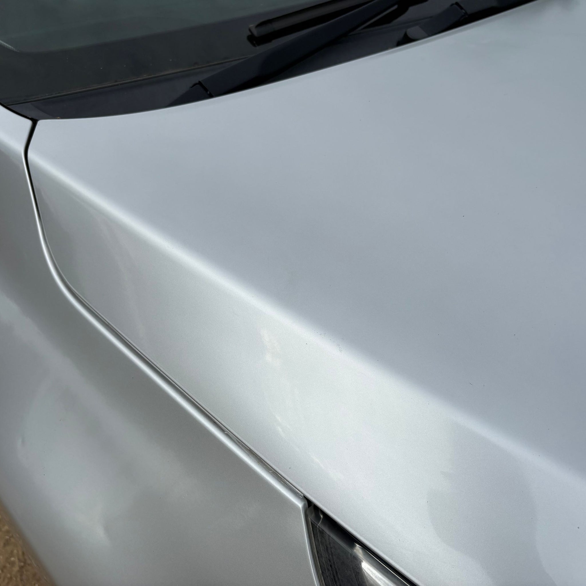 2016 TOYOTA AVENSIS BONNET 1F7 SILVER