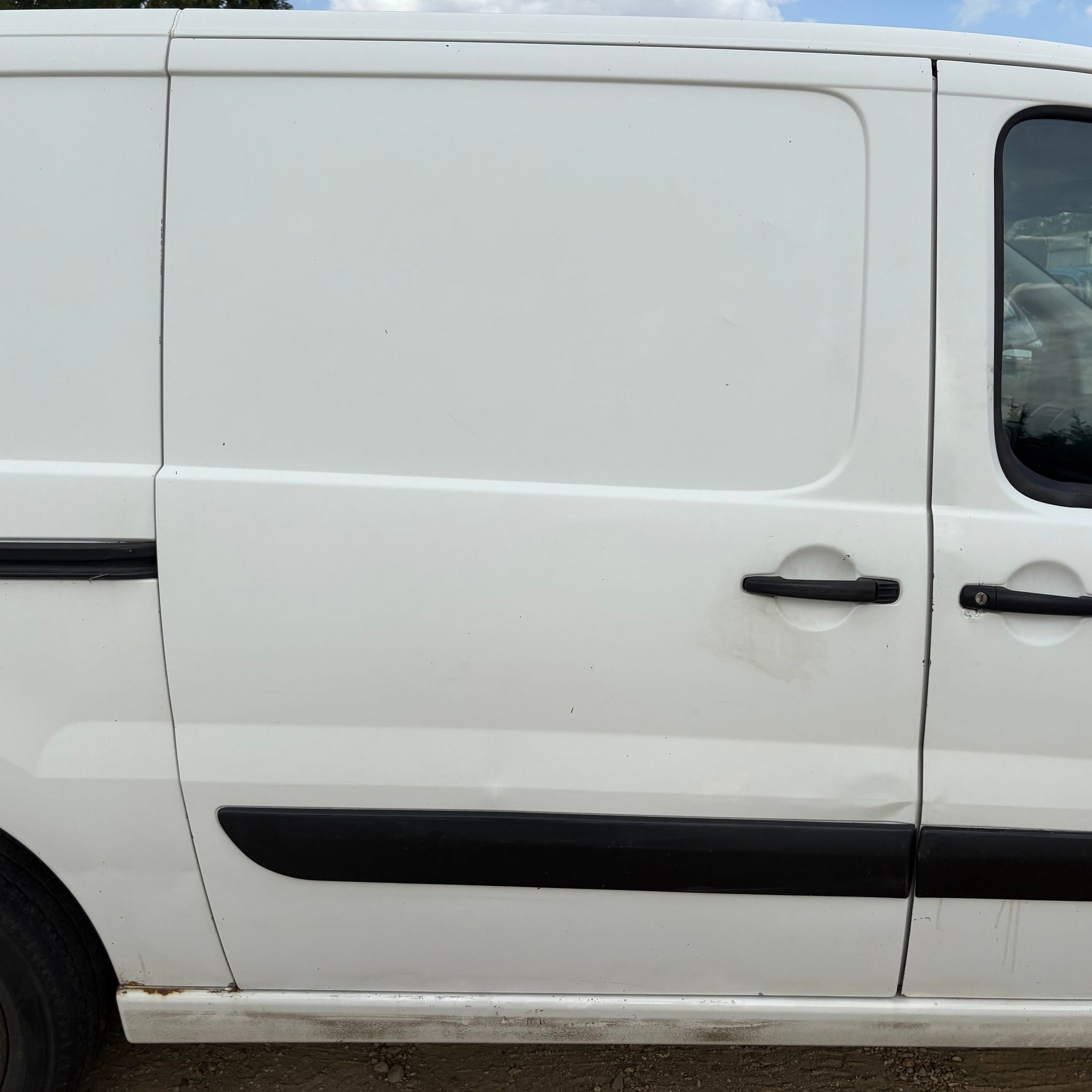 2011 CITROEN DISPATCH DRIVER SIDE SLIDING DOOR EWP WHITE