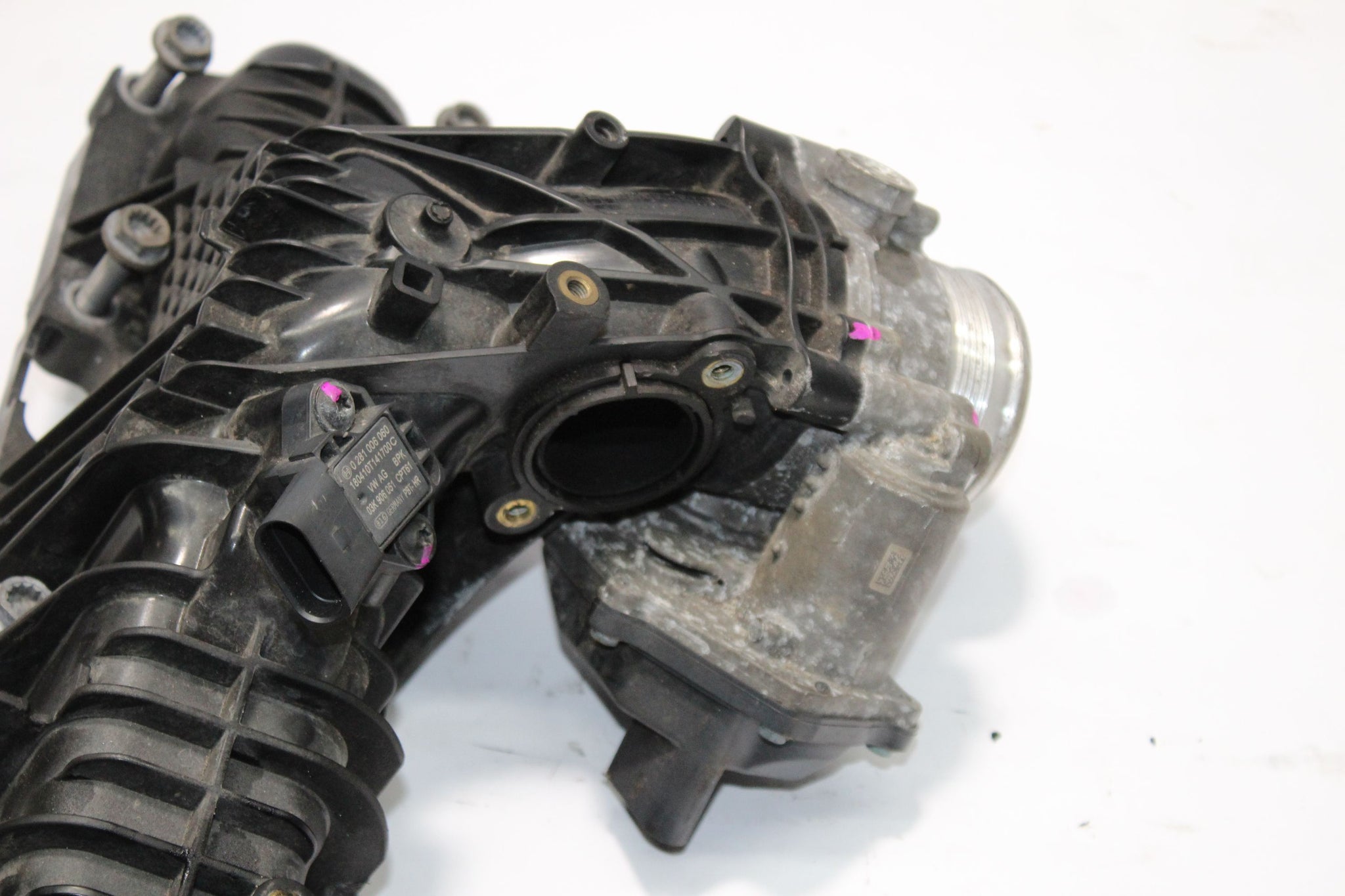 2019 VW CRAFTER 2.0 Air Intake Manifold Throttle Body 04L129709E 04L128063K