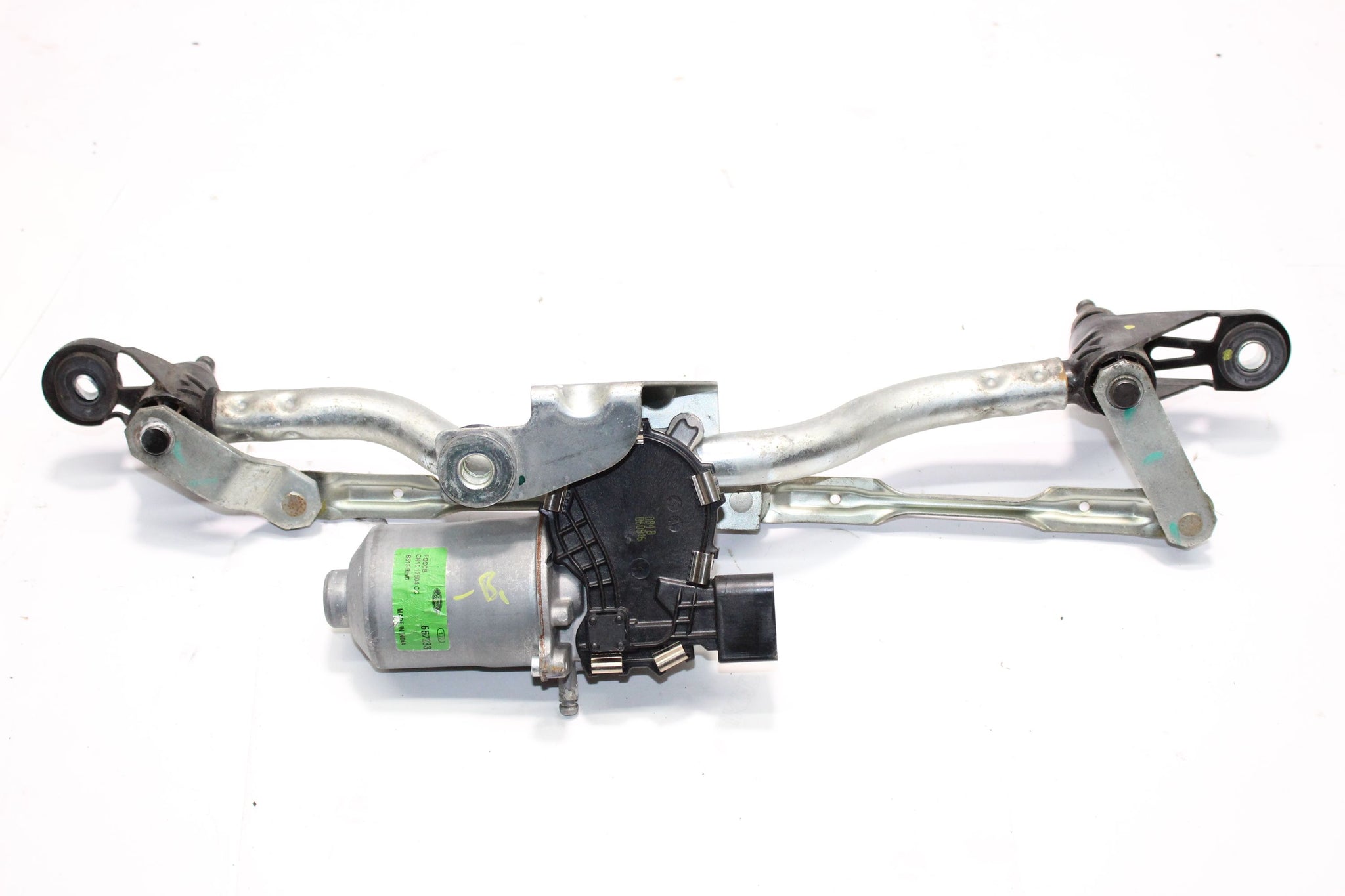 2017 FORD ECOSPORT FRONT WIPER MOTOR WITH LINKAGE CN15-17504-CC