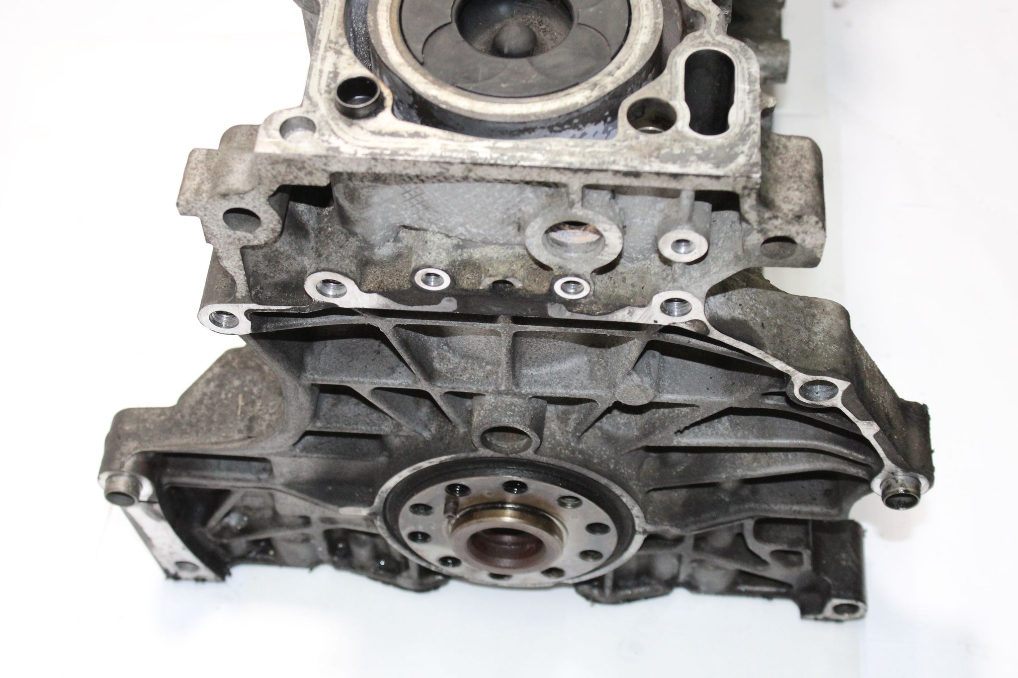2010 VOLVO XC90 2.4 Diesel D5244T4 Engine Block Bottom End 31359265