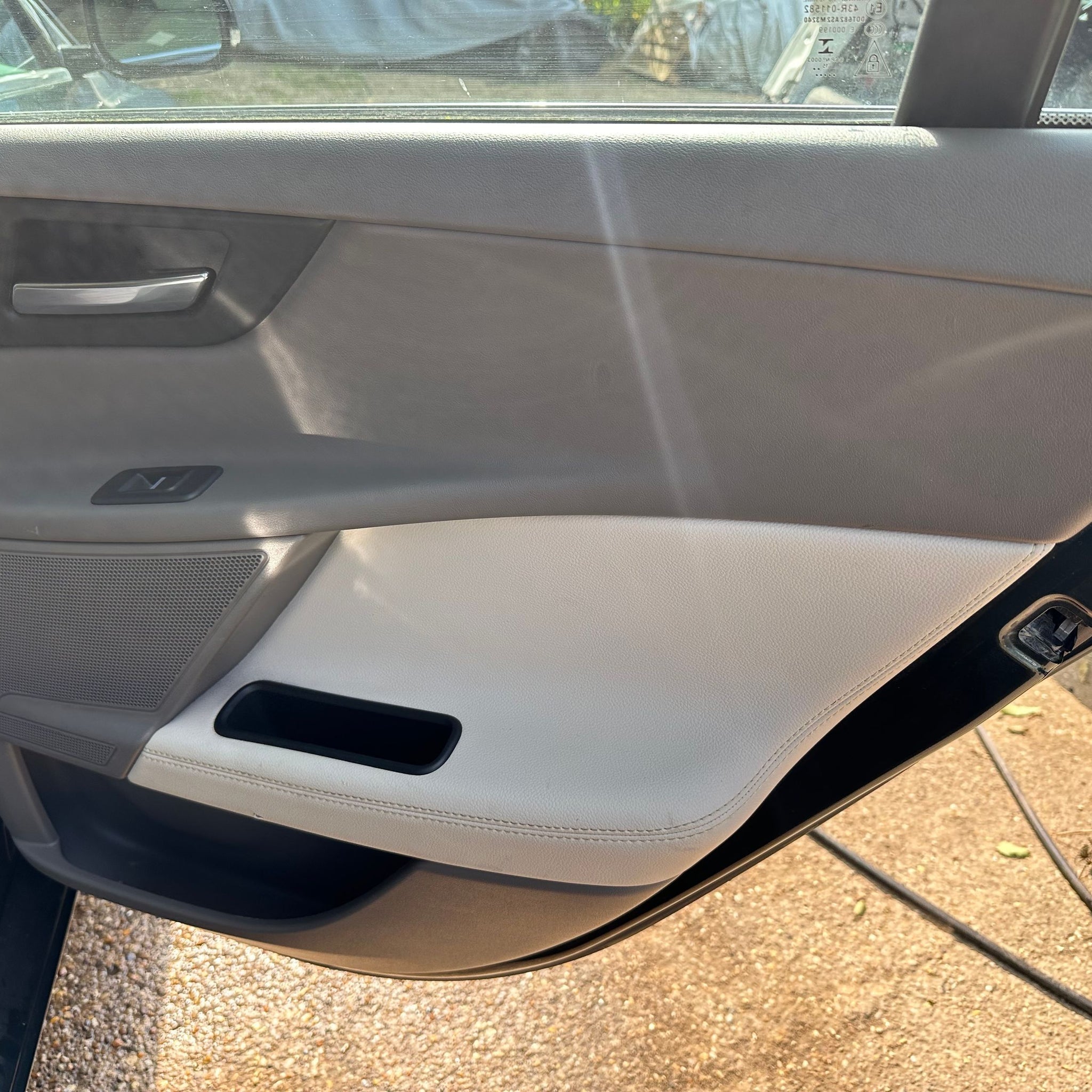 2015 JAGUAR XE DRIVER SIDE REAR COMPLETE DOOR JBC1753 BRITISH RACING GREEN