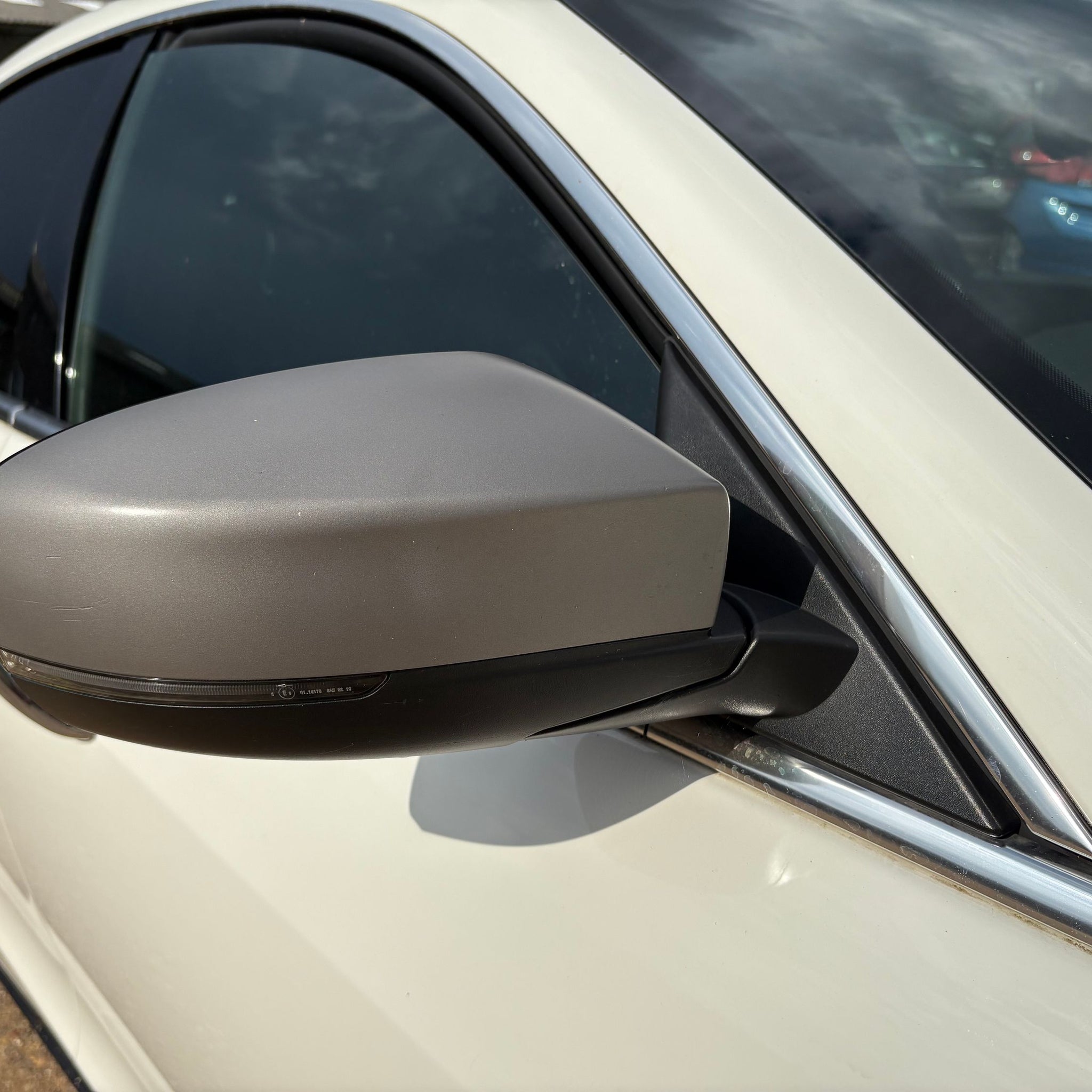 2017 MASERATI GHIBLI RIGHT SIDE WING MIRROR (POWER FOLD)