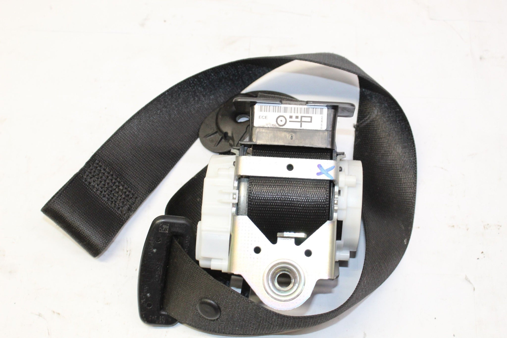 2010 BMW 1 Series E81 Left side Front Seat Belt 34003267