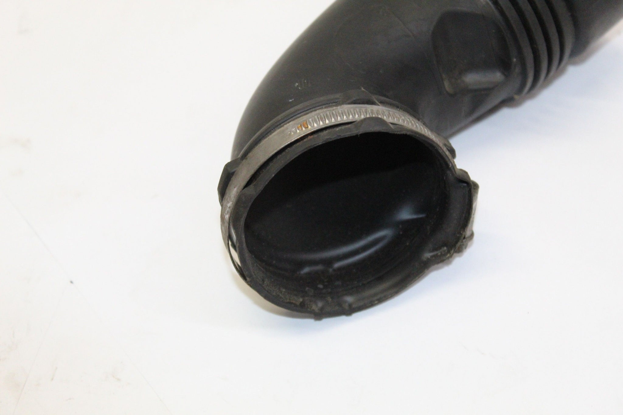 2010 PEUGEOT 308 1.6 Air Filter Pipe Hose 7563812