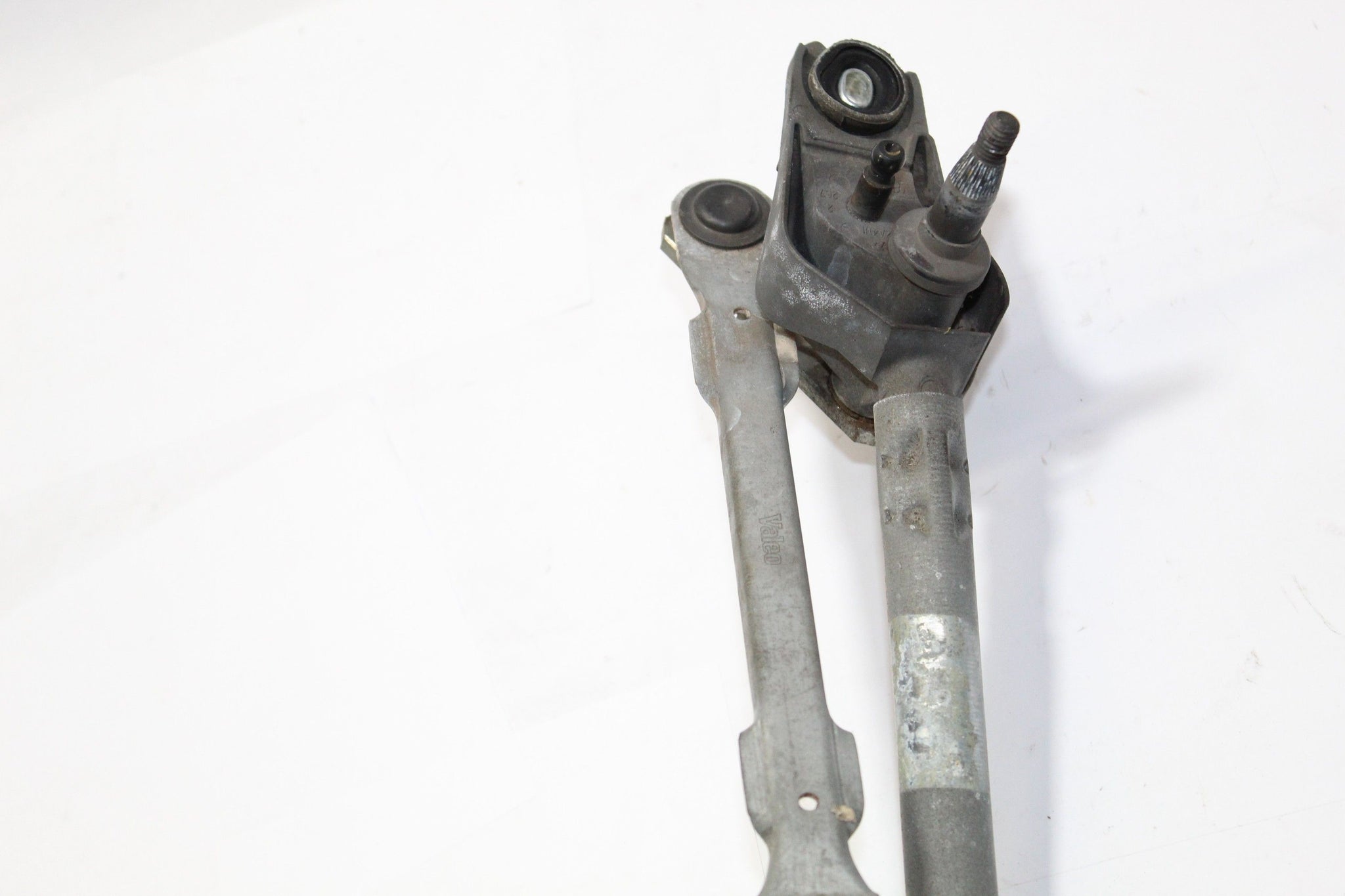 2011 PEUGEOT 107  Front Wiper Motor Linkage