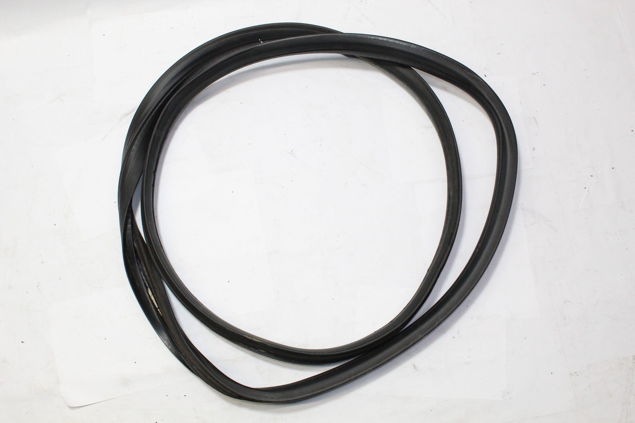 2011 PEUGEOT 107 Right side Rear Door Seal Rubber