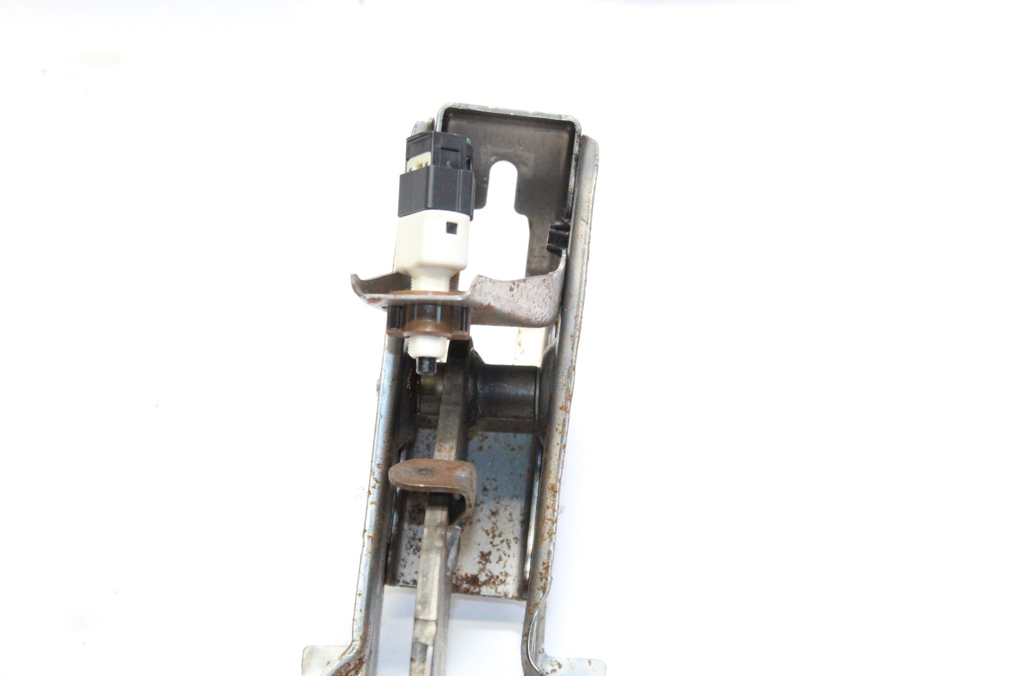 2011 PEUGEOT 107 1.0 Brake Pedal