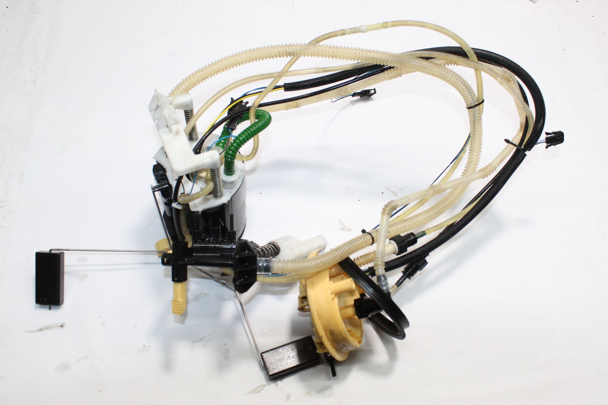 2011 RANGE ROVER VOGUE L322 4.4 Fuel Pump Sender unit WGC500081