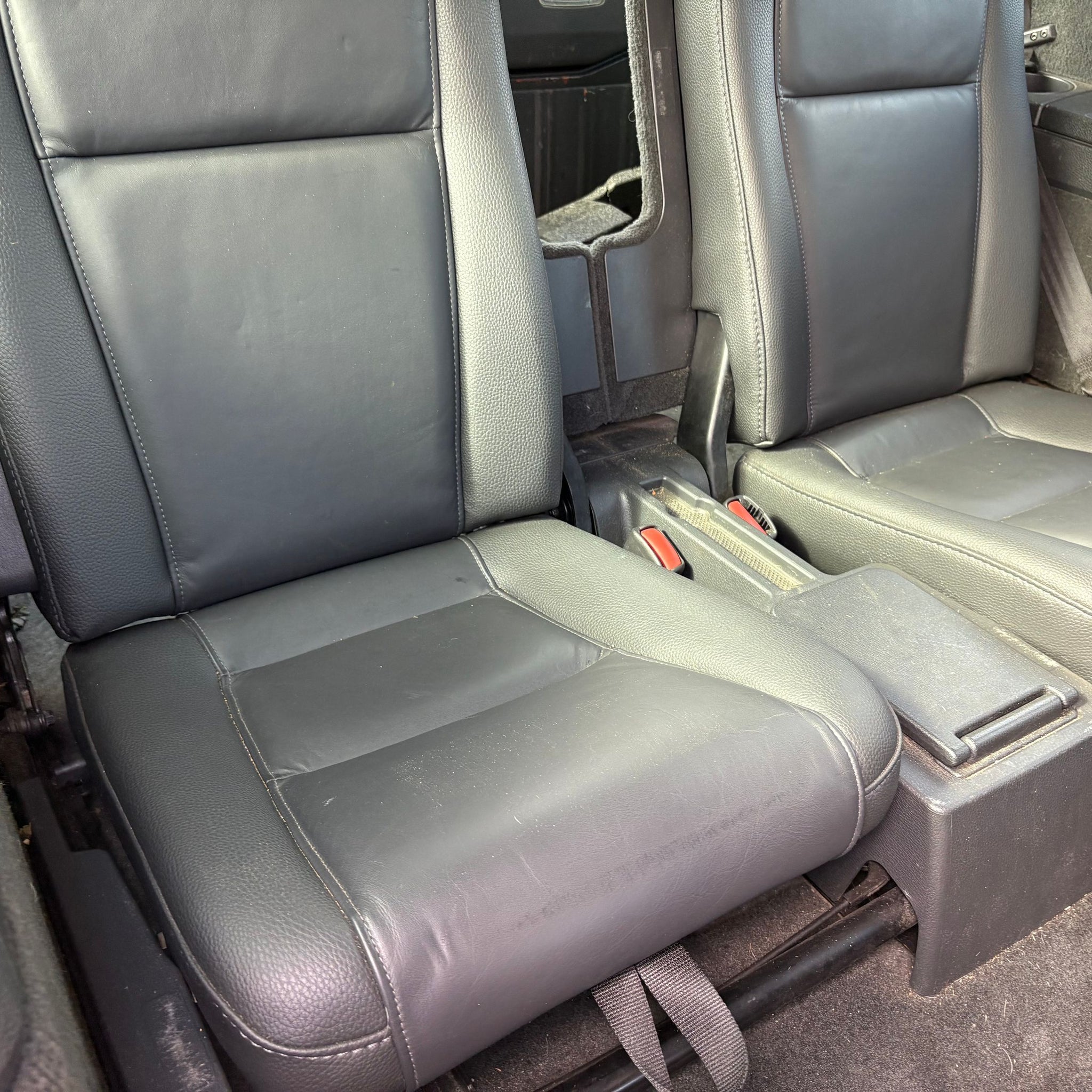 2010 VOLVO XC90 3RD ROW REAR BOOT SEATS