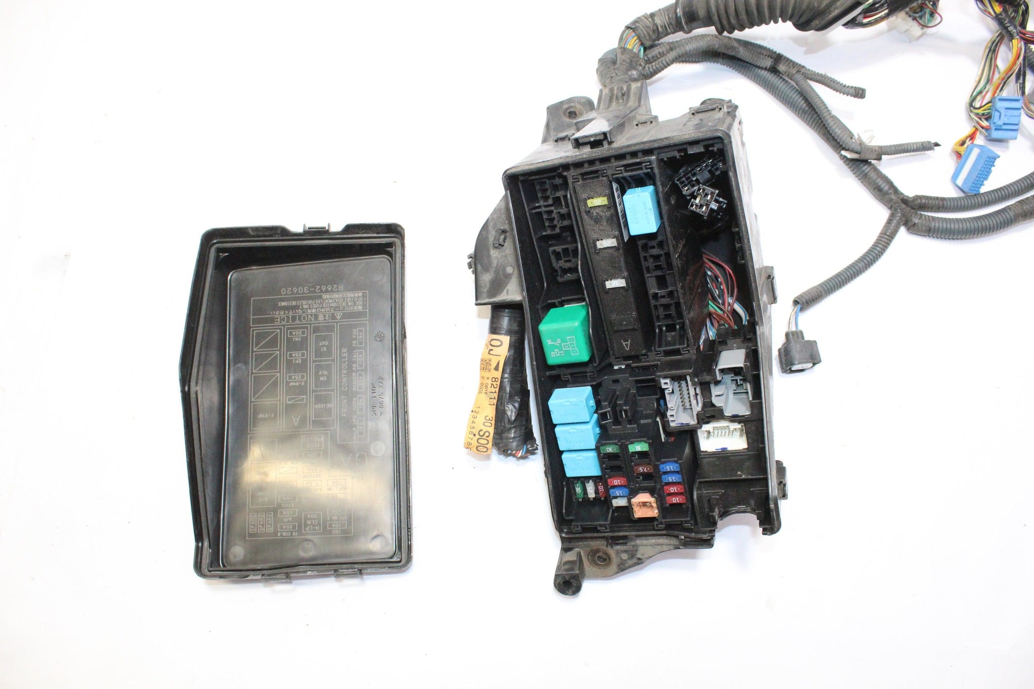 2007 LEXUS GS300 3.0 ENGINE BAY FUSE BOX 82662-30620