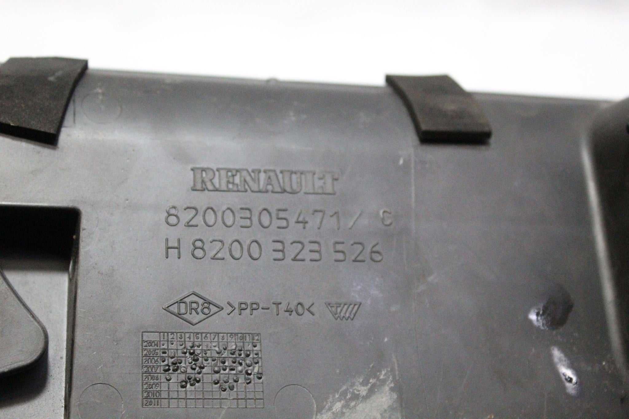 2009 RENAULT CLIO GT 1.6 Air Box Resonator 8200305471