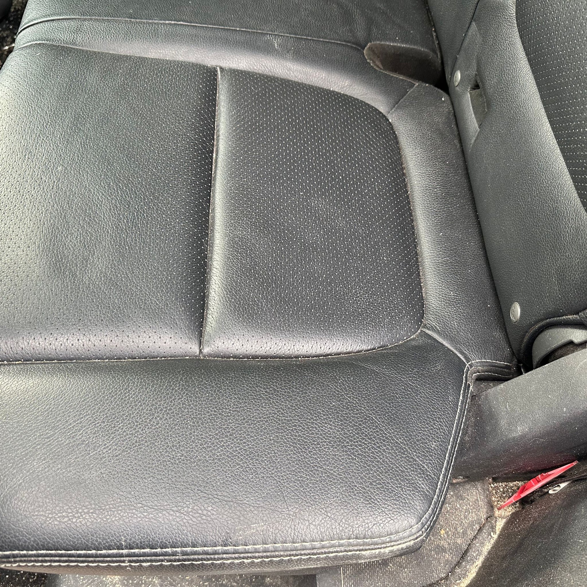 2014 MITSUBISHI OUTLANDER MK3 REAR SEATS