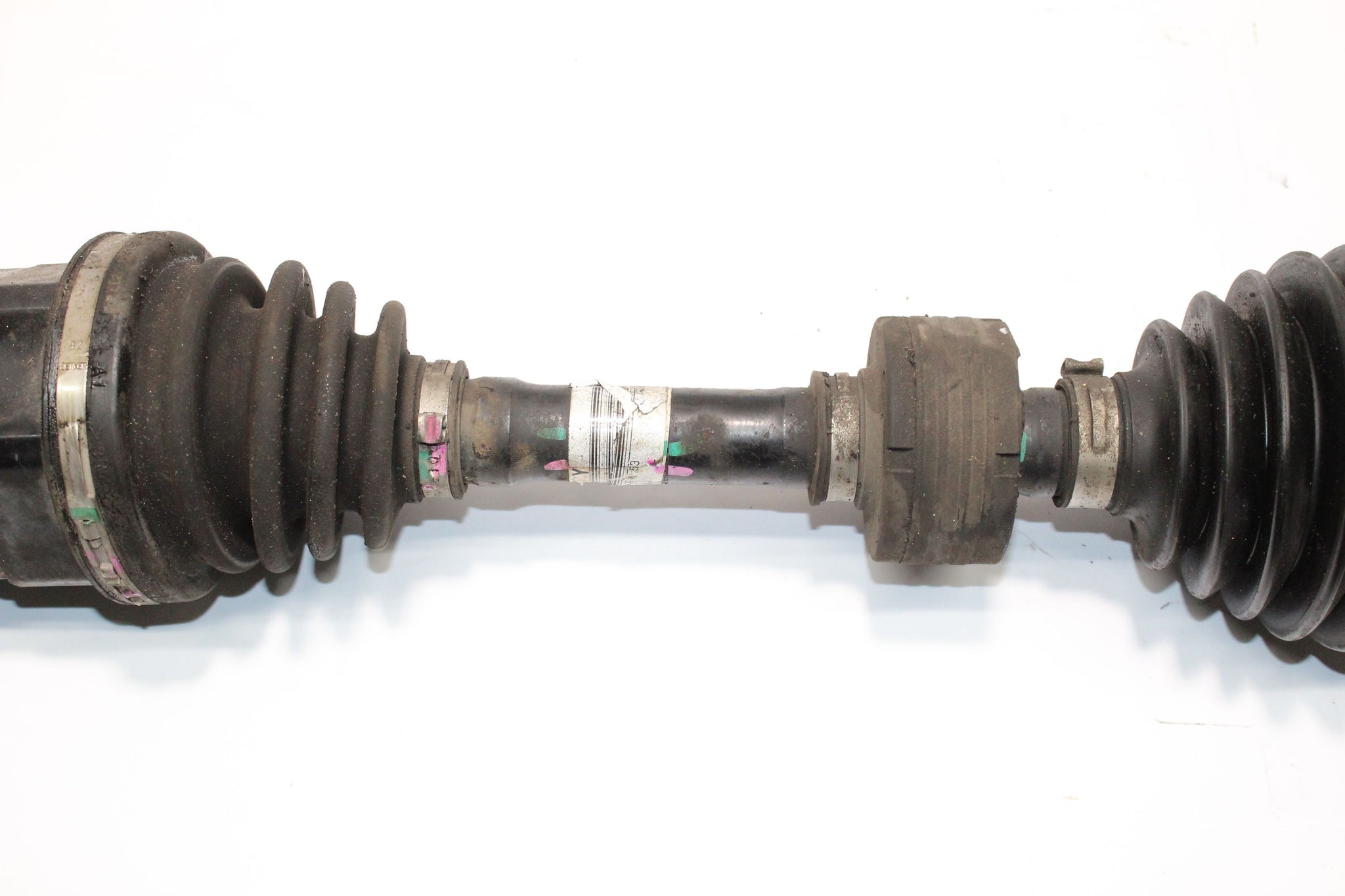 2014 TOYORA VERSO 1.6 LEFT SIDE FRONT DRIVESHAFT