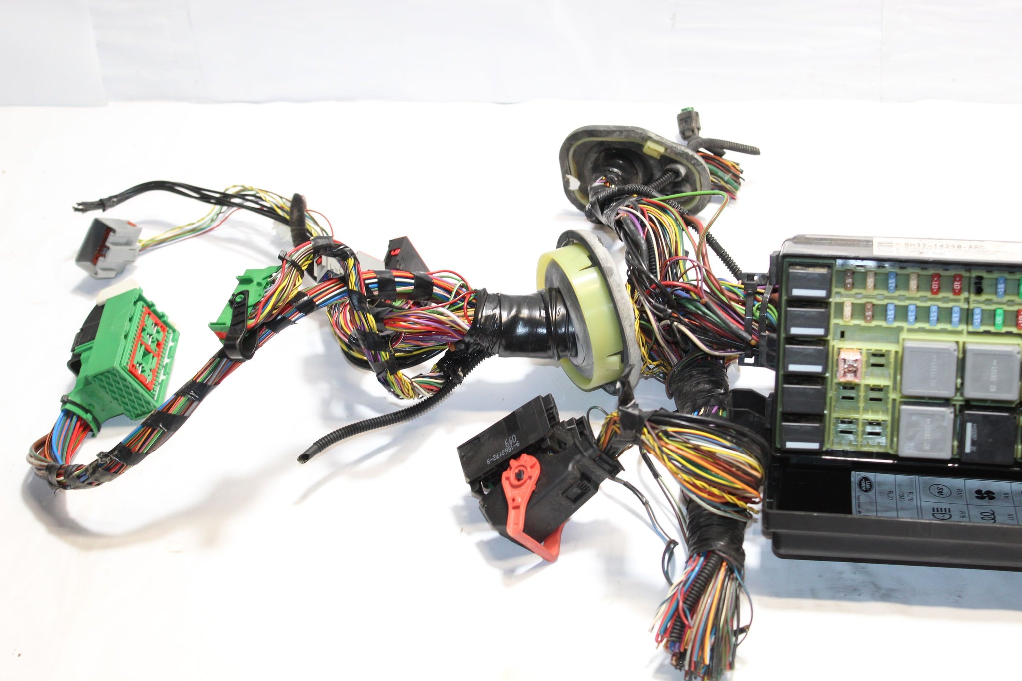 2010 RANGE ROVER SPORT L320 3.0 Engine Bay Fuse Box BH32-14290-ARC