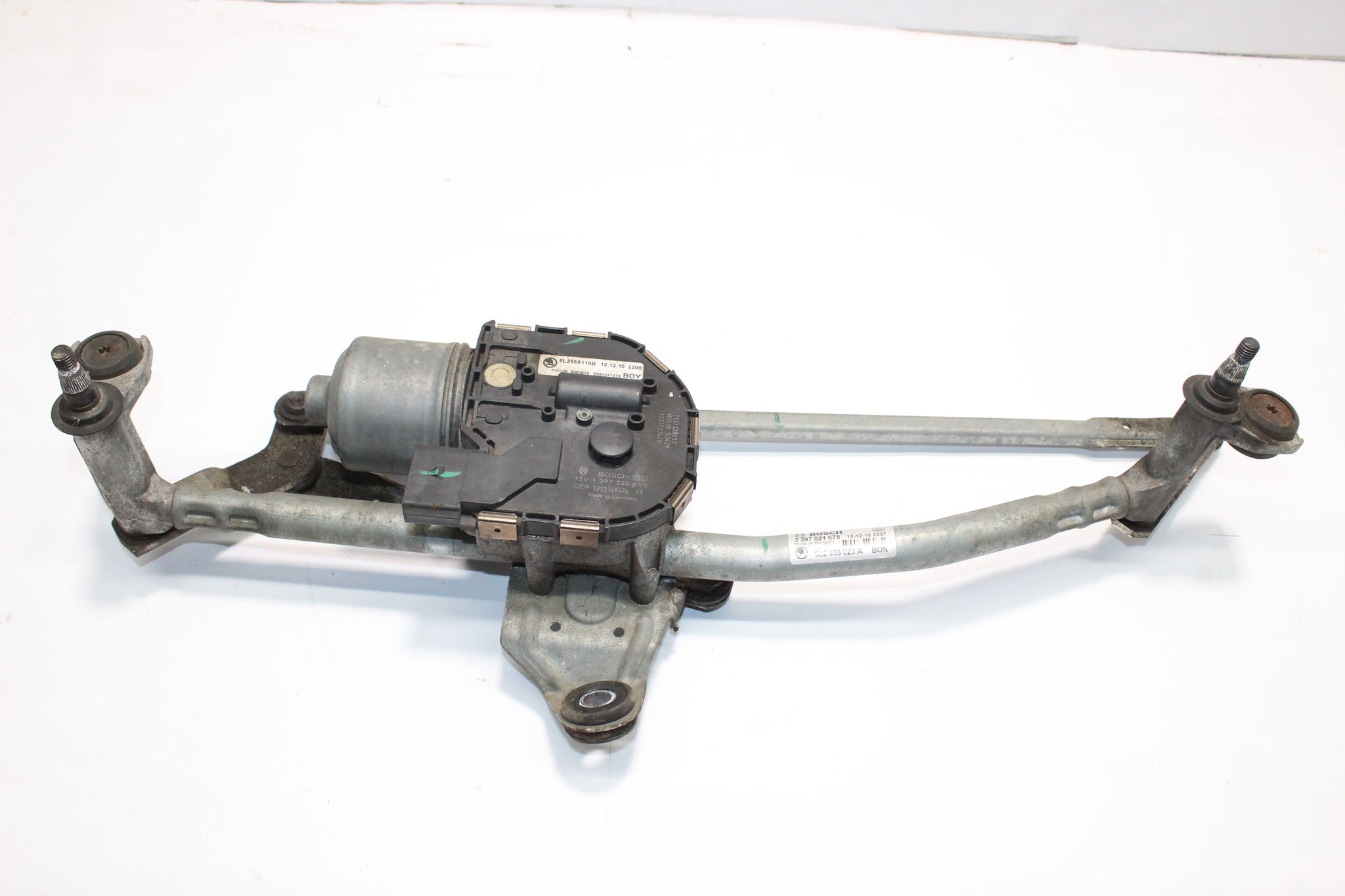 2013 SKODA YETI Front Wiper Motor and Linkage 5L2955023A