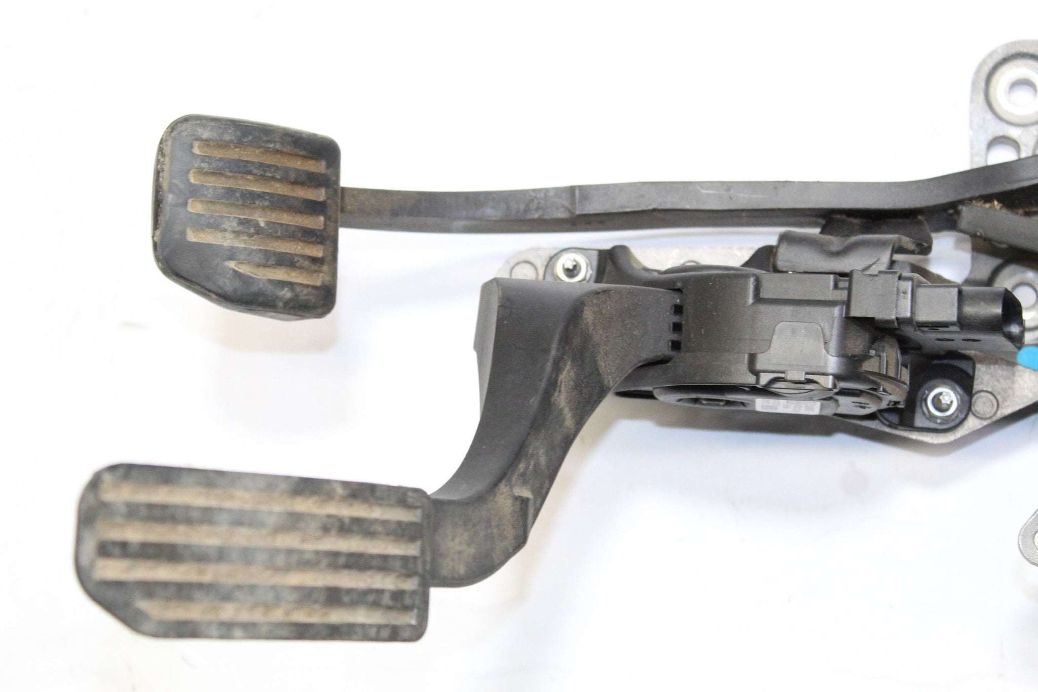 2007 Land Rover Freelander 2 2.2 Brake and Accelerator Pedal 6G929F836GF