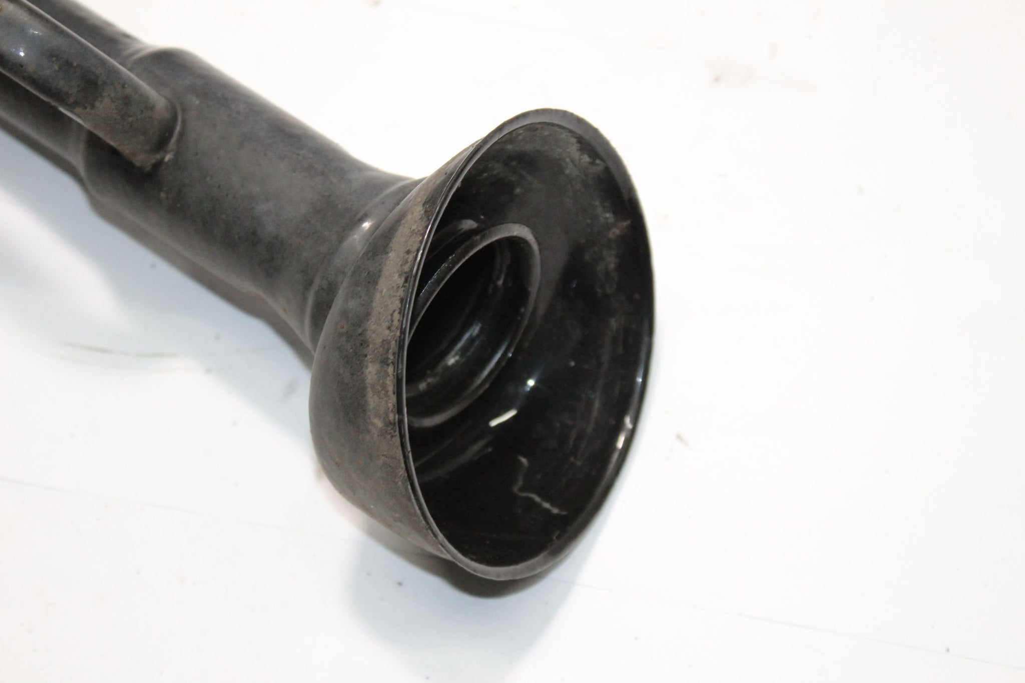 2016 NISSAN JUKE F15 1.5 Diesel Fuel Filler Neck Pipe