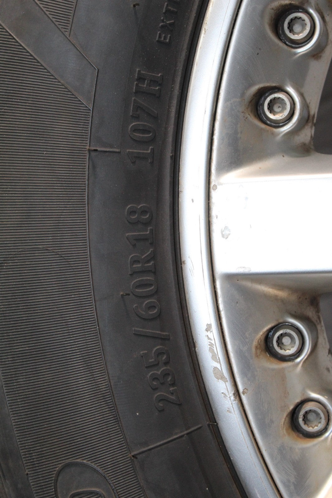 47671043