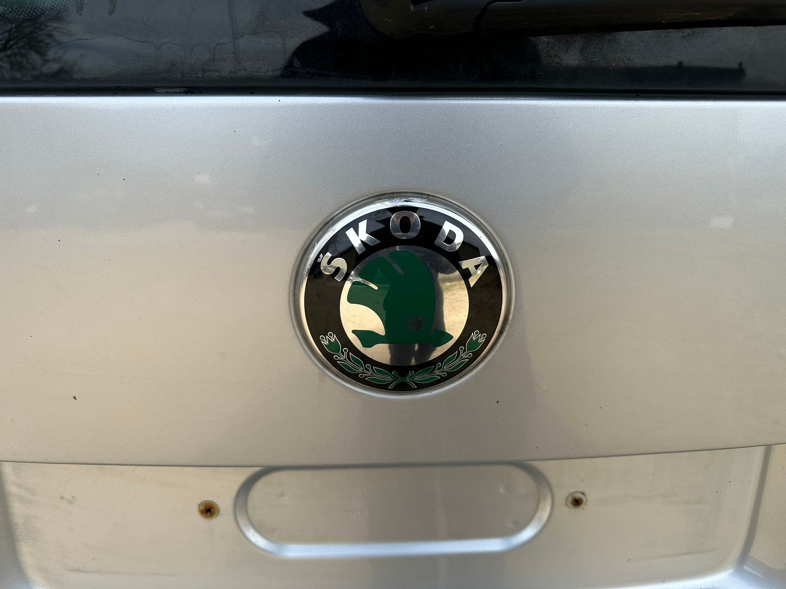 45572853