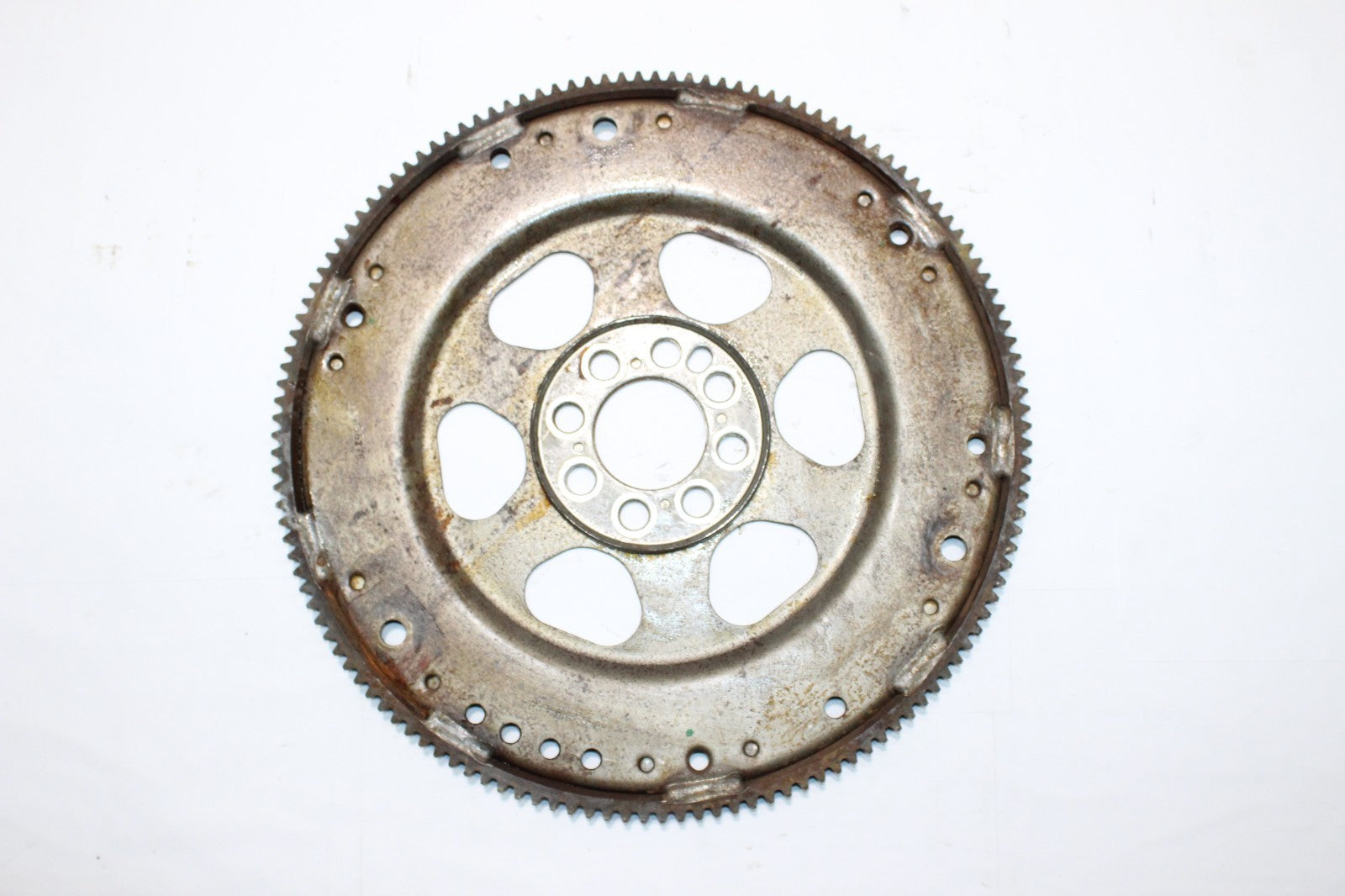 47900037